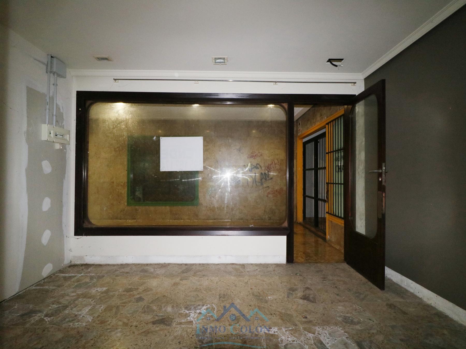 For sale of commercial in Irun