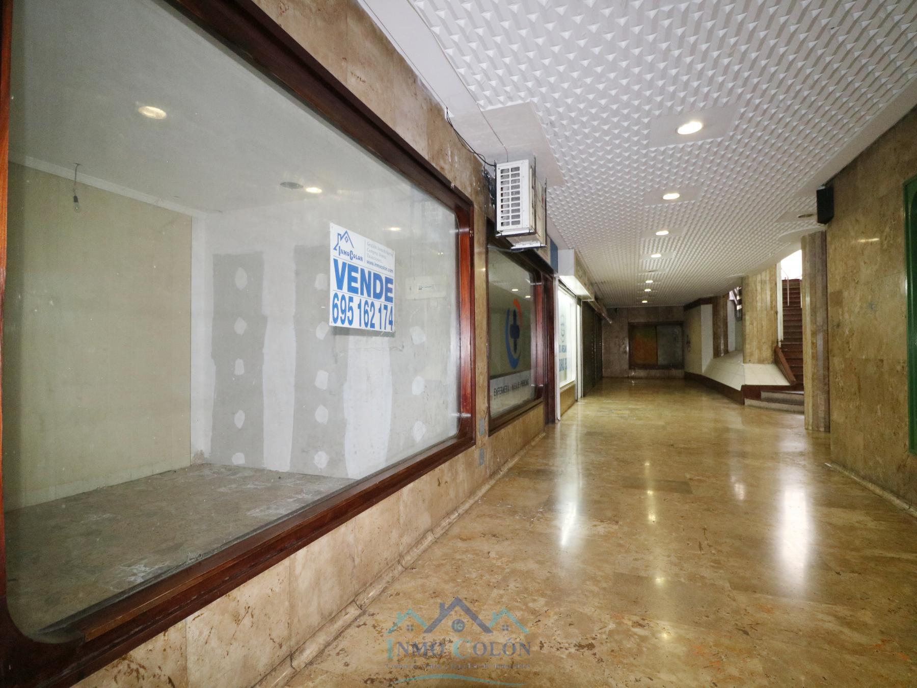 For sale of commercial in Irun