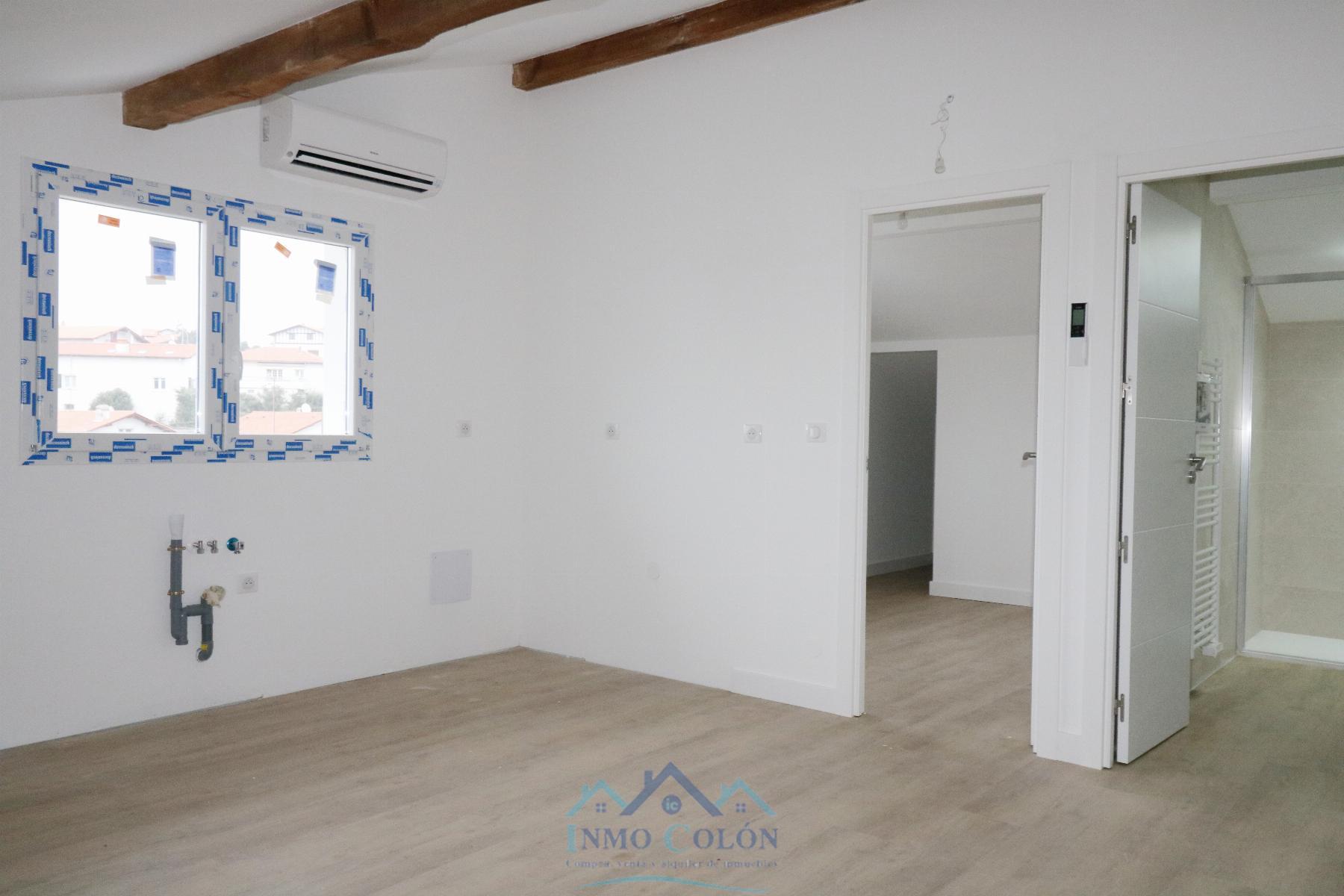 For sale of flat in Hendaya