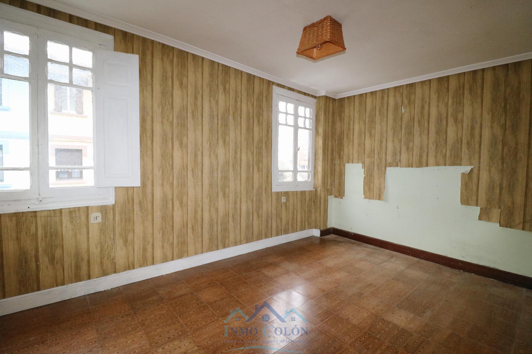 For sale of flat in Irun