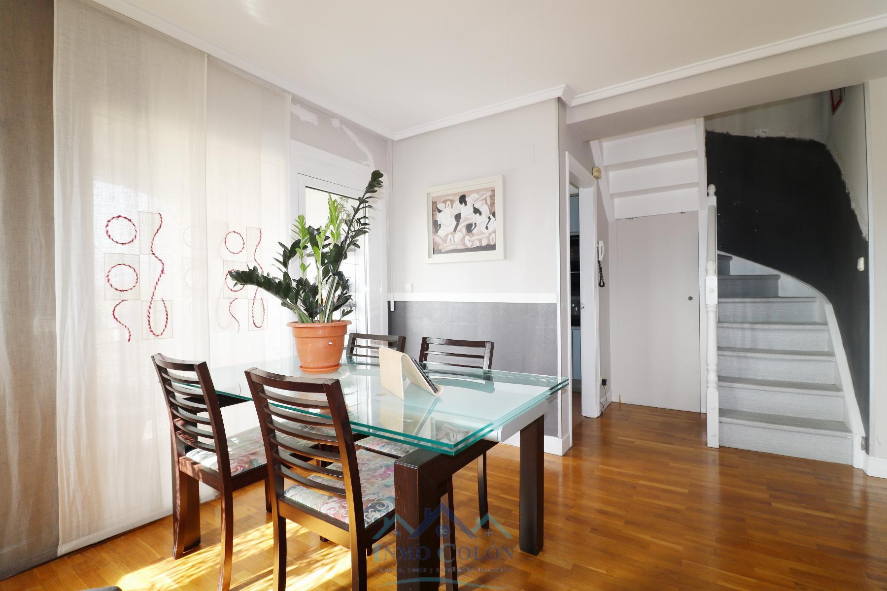 For sale of duplex in Irun