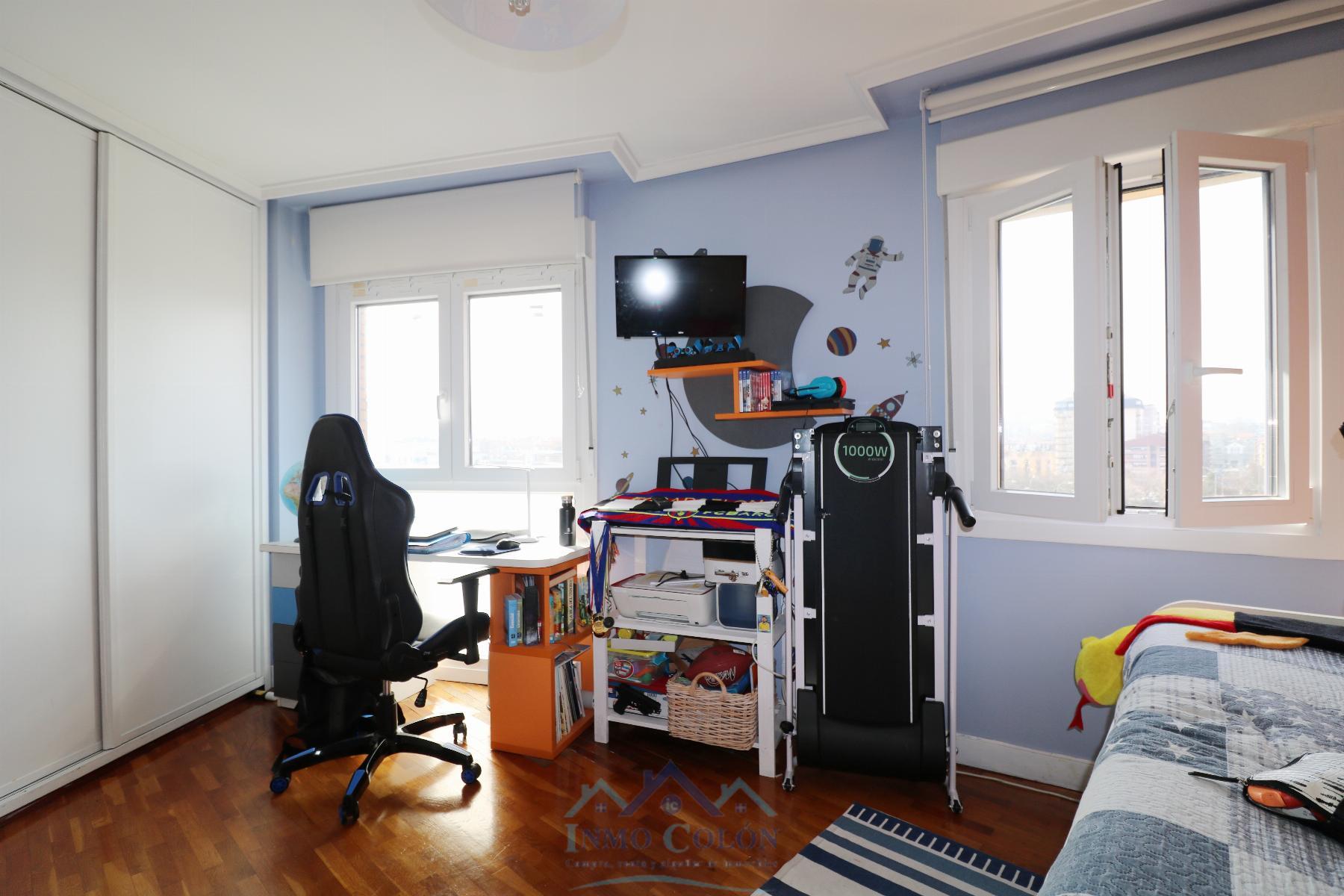 For sale of duplex in Irun