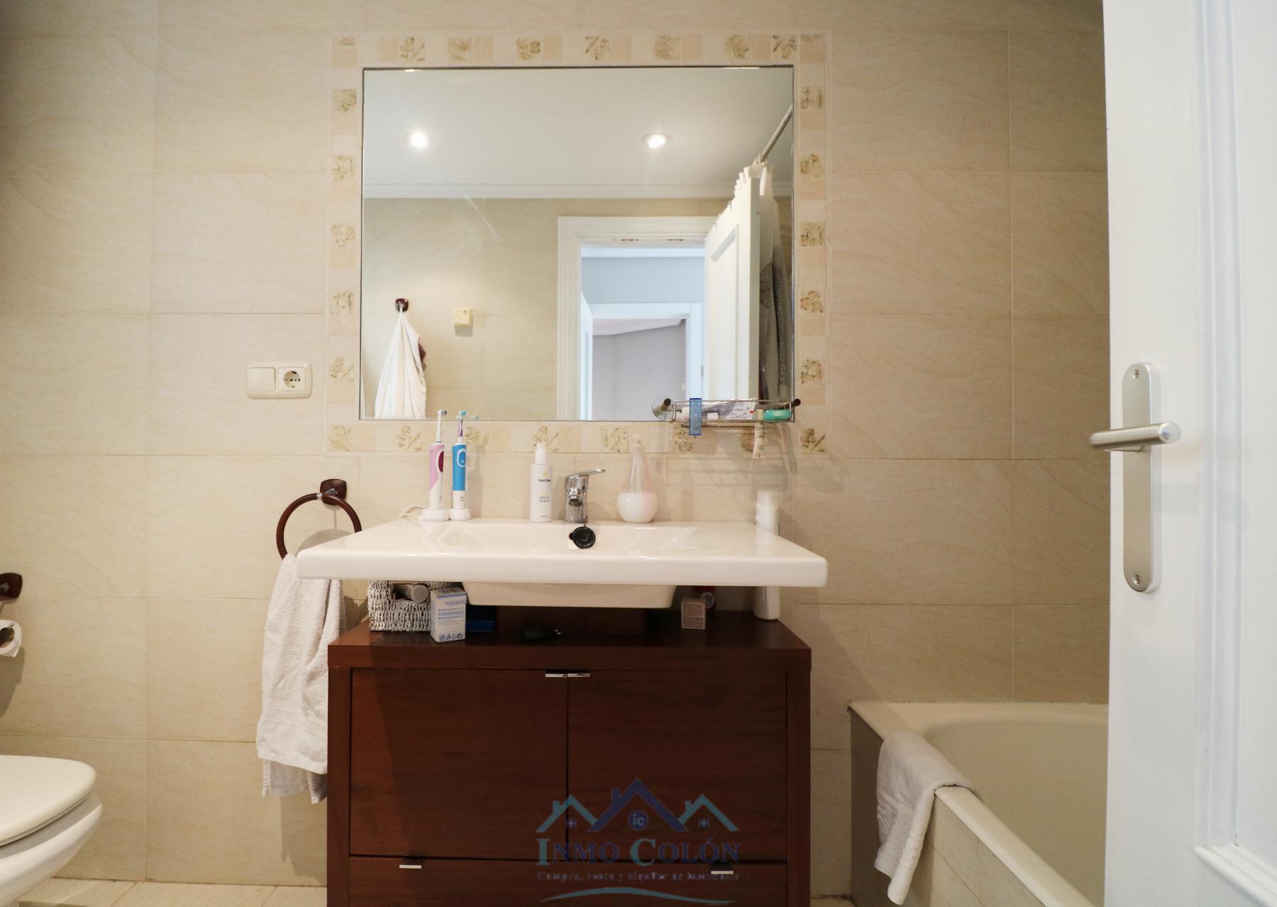 For sale of duplex in Irun