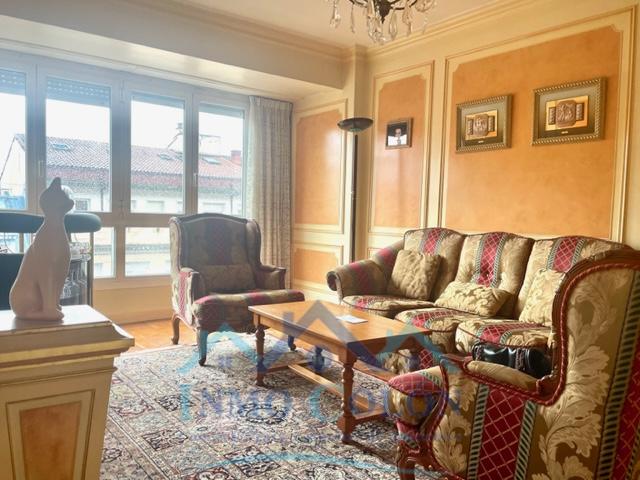 For sale of flat in Irun