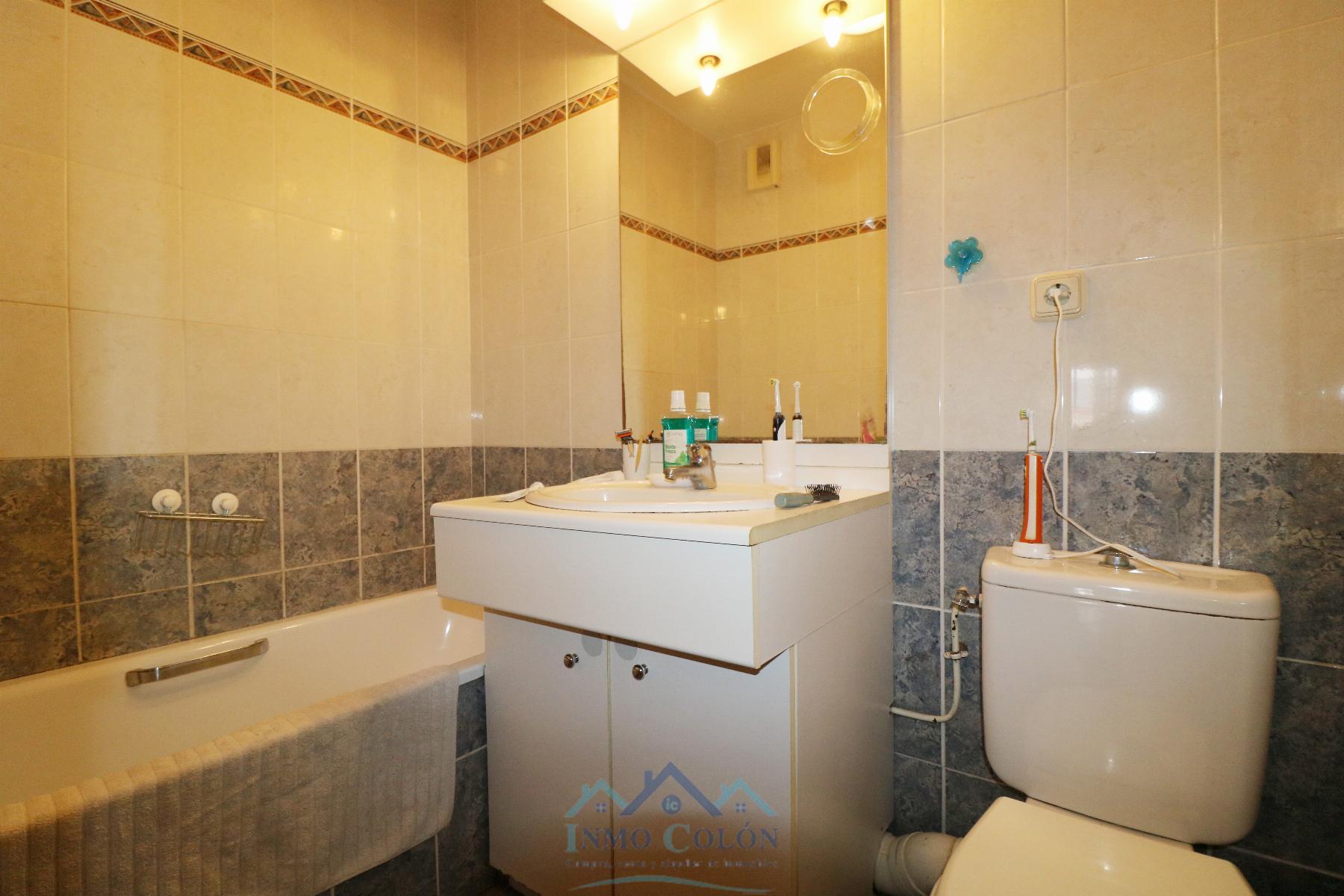 For sale of flat in Hendaya