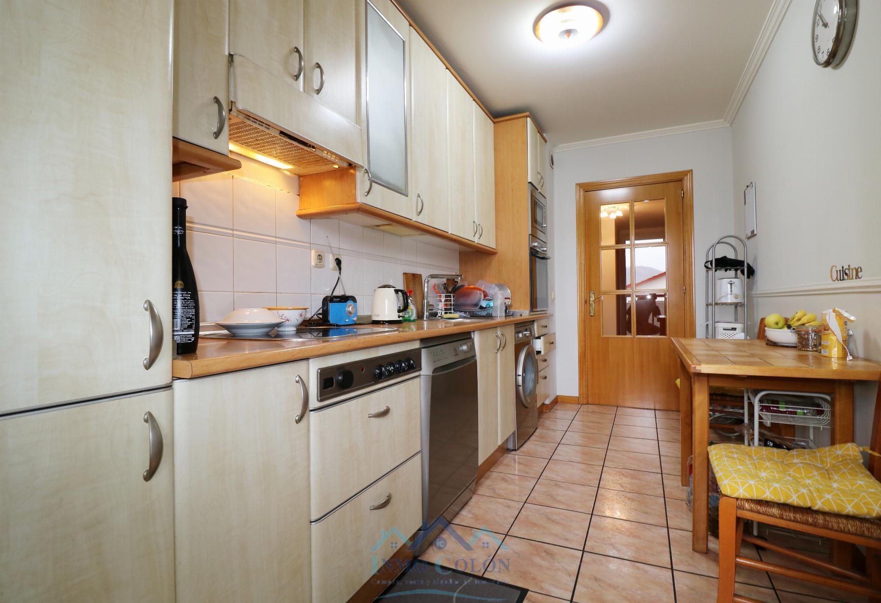 For sale of flat in Hendaya