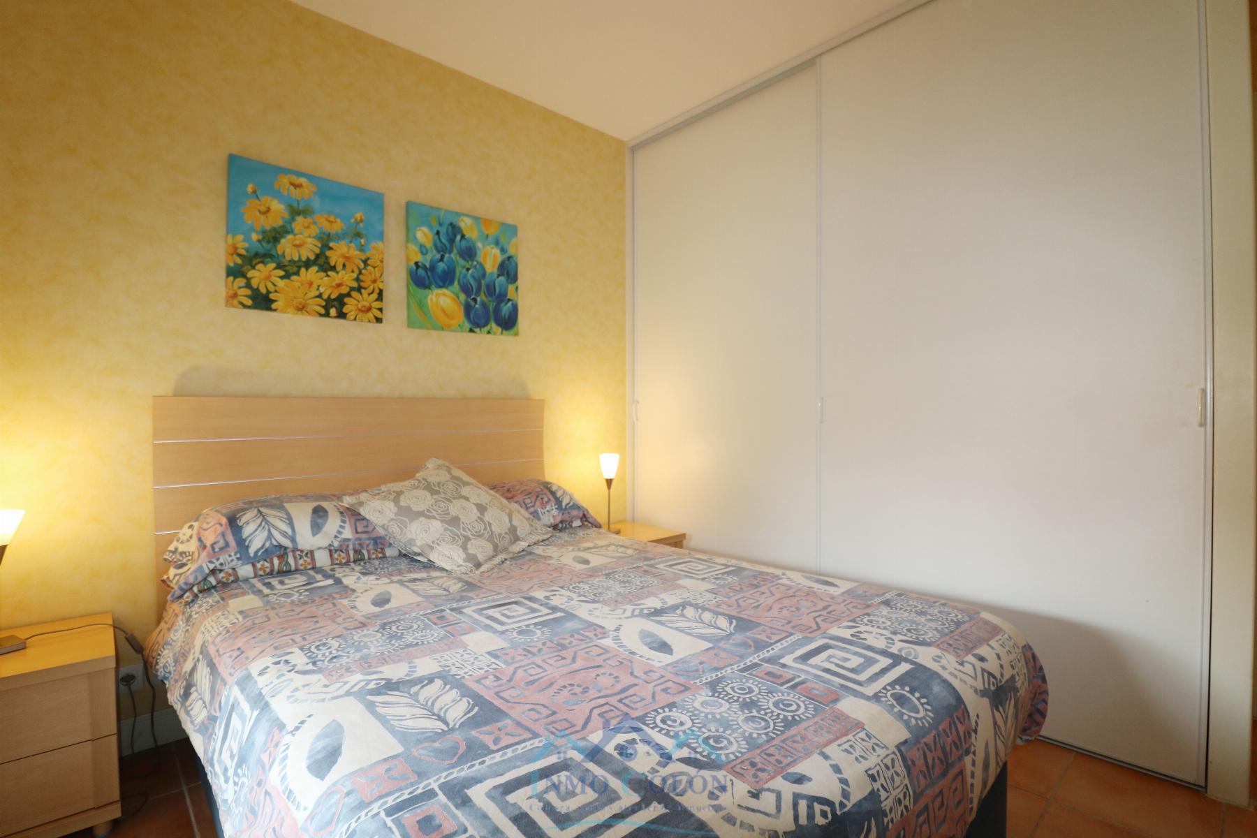 For sale of apartment in Hendaya