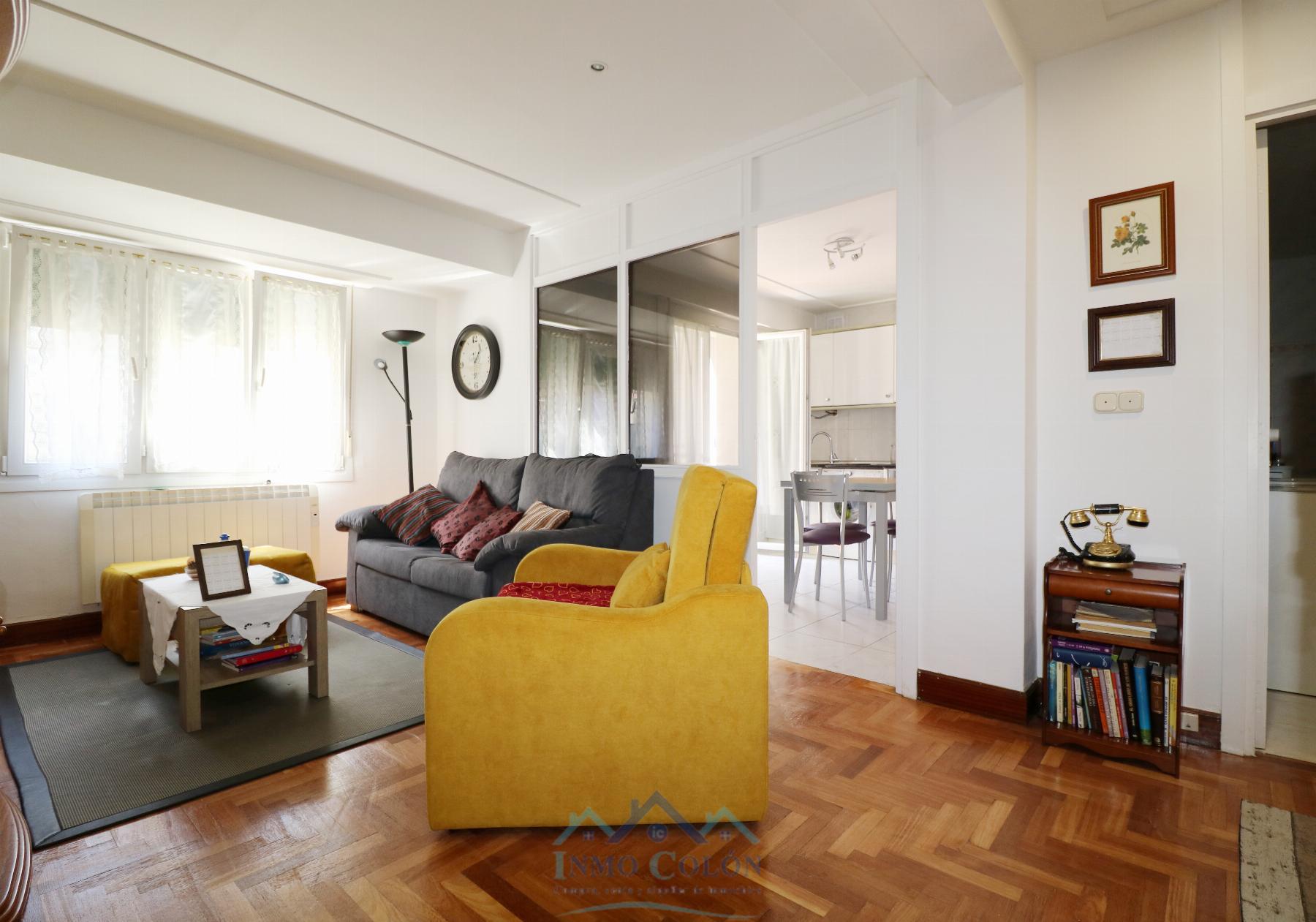 For sale of flat in Irun