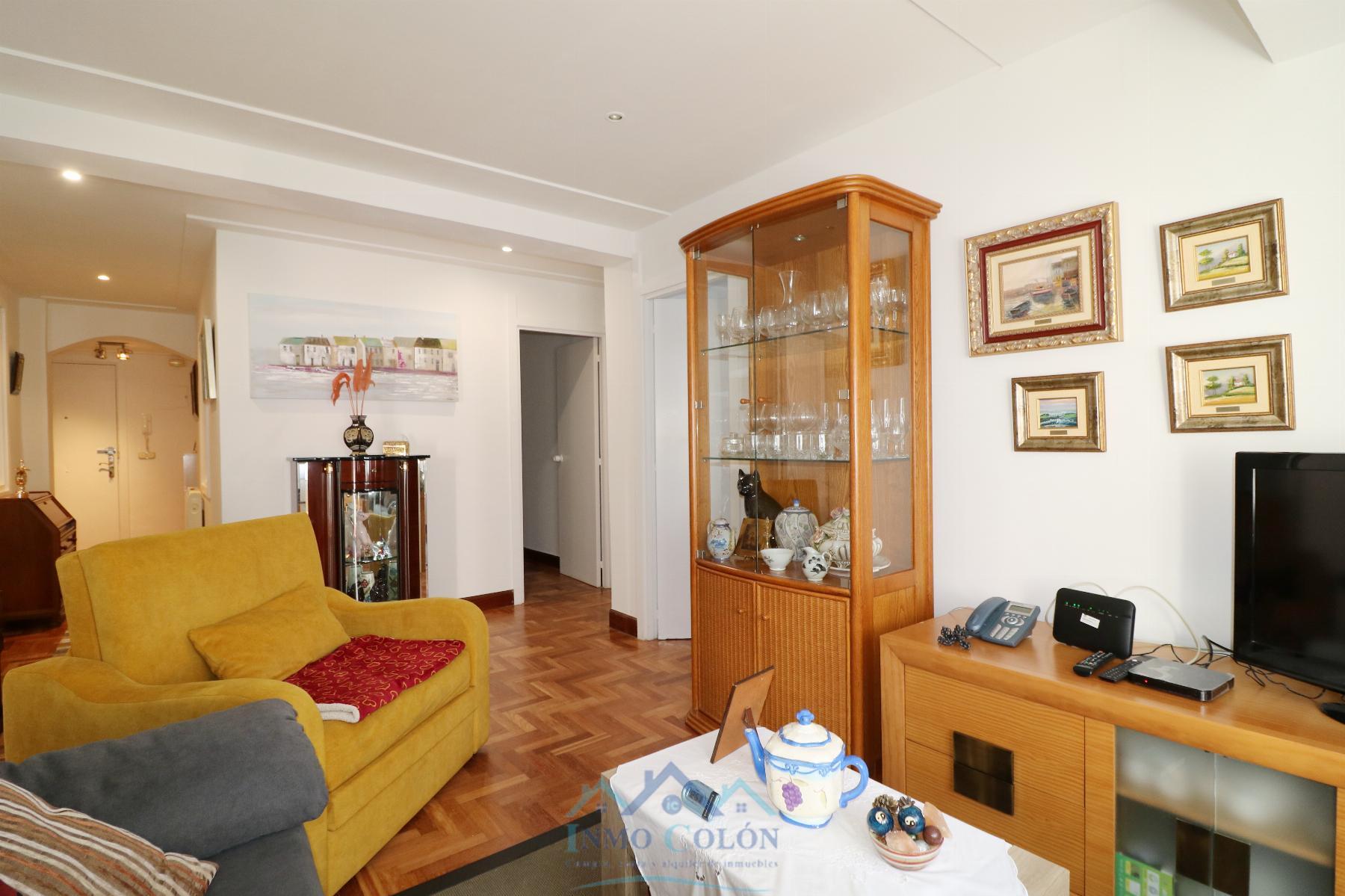 For sale of flat in Irun