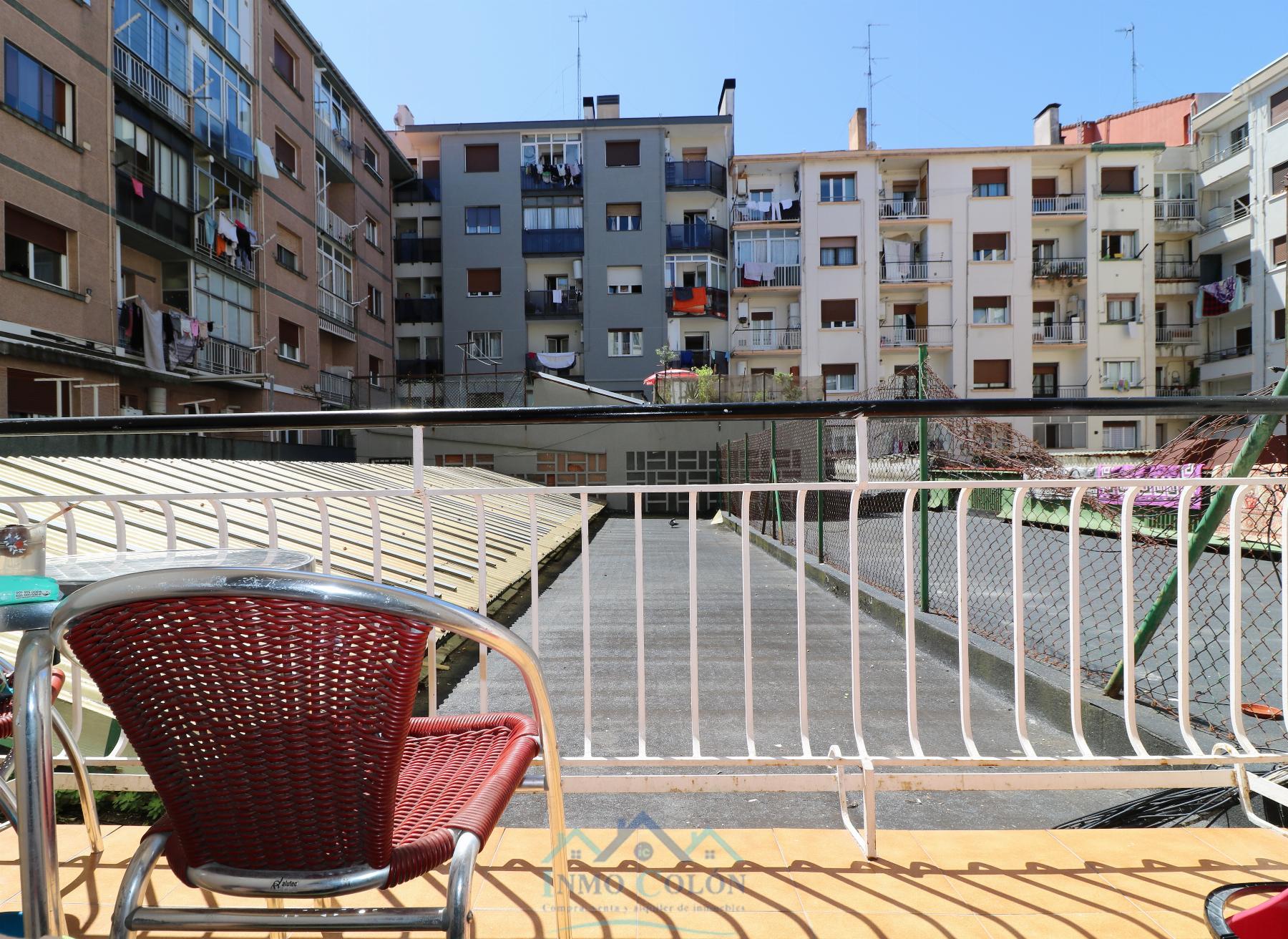 For sale of flat in Irun