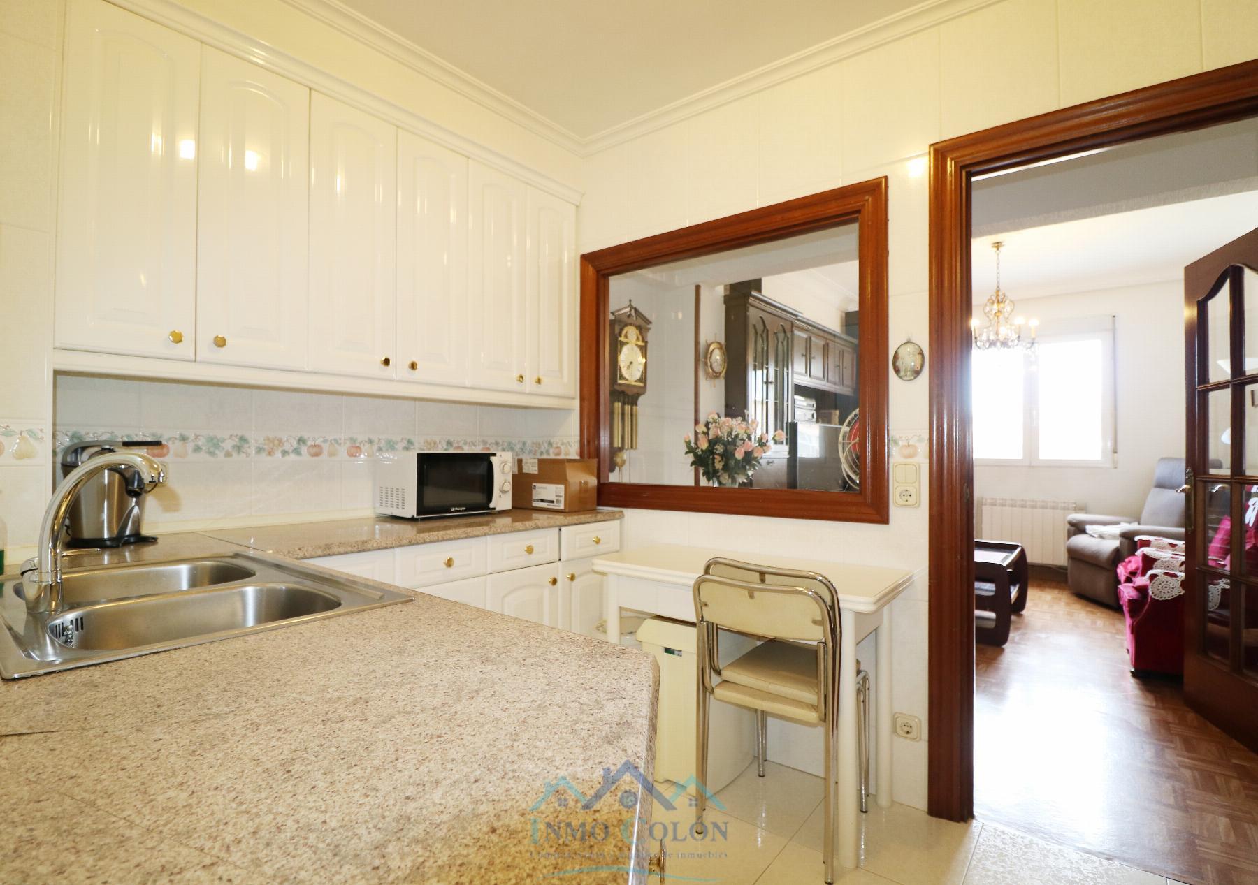 For sale of flat in Irun