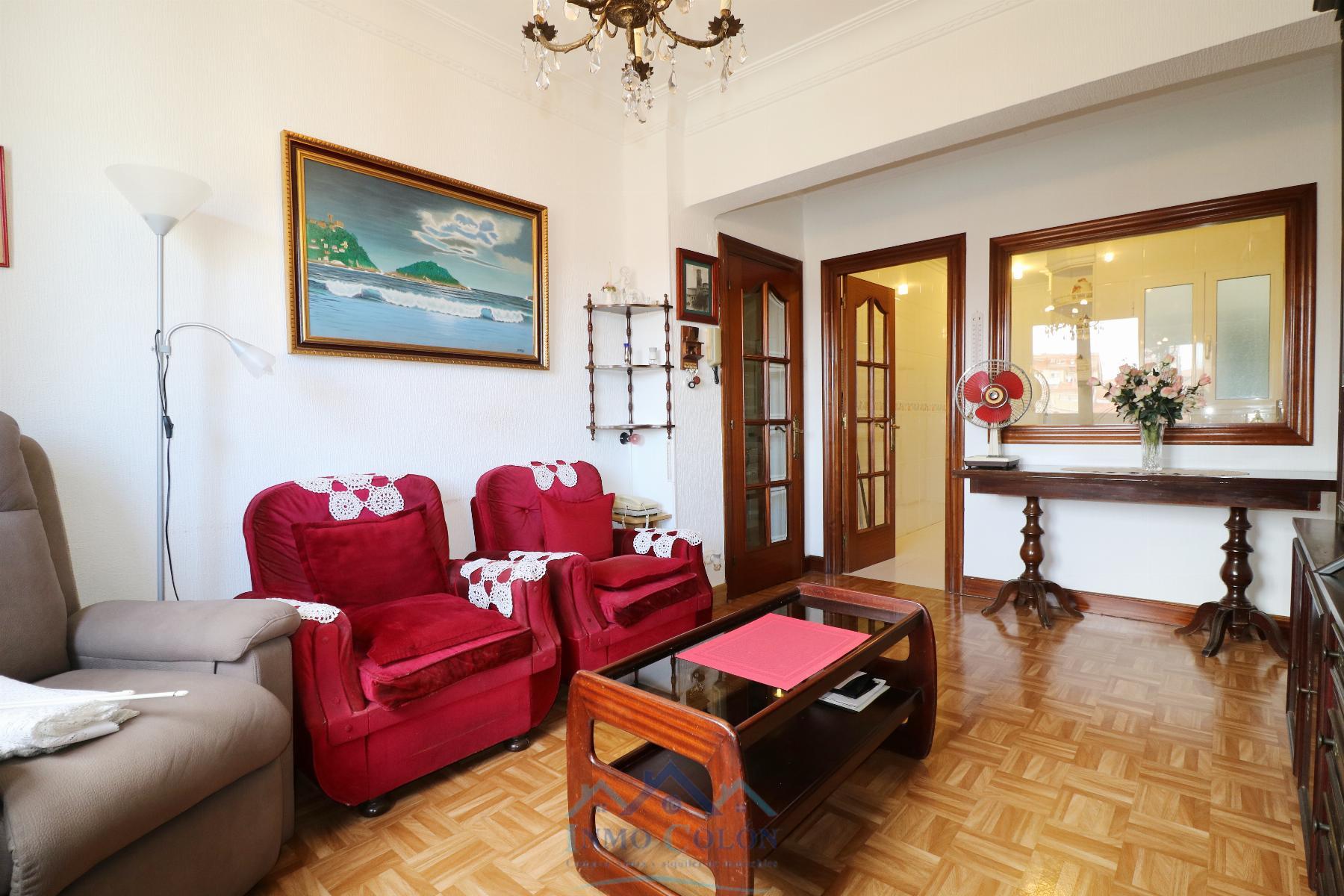 For sale of flat in Irun