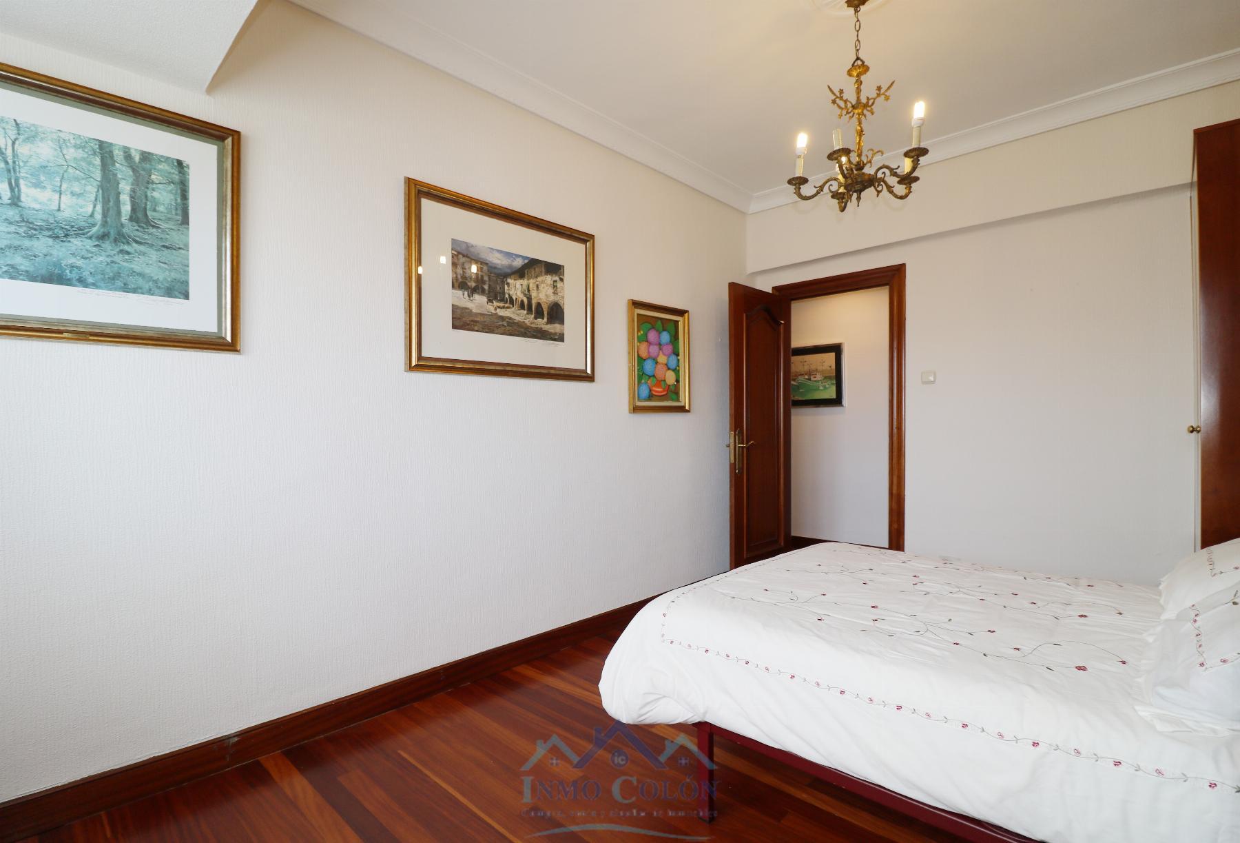 For sale of flat in Irun