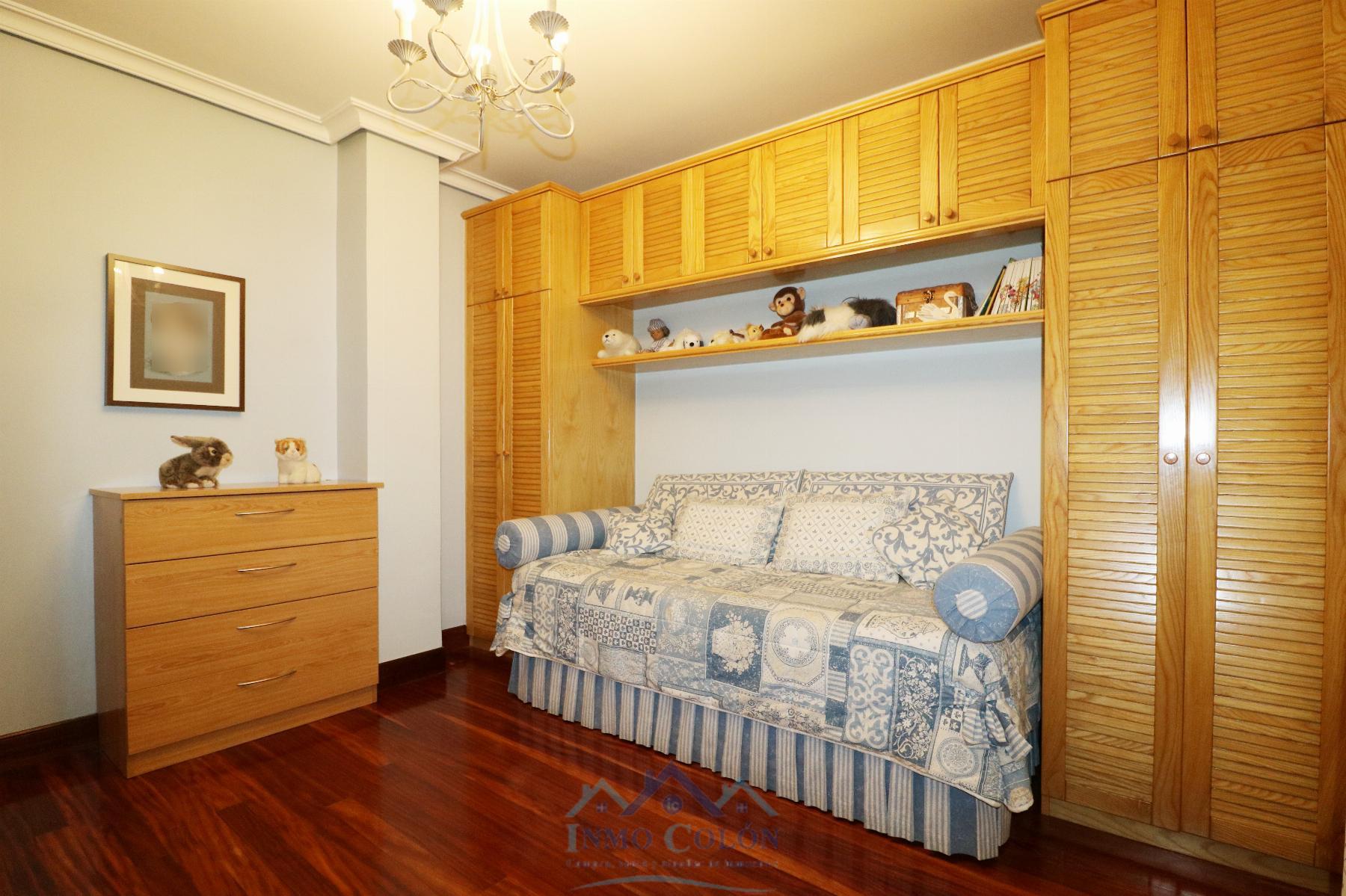 For sale of flat in Irun