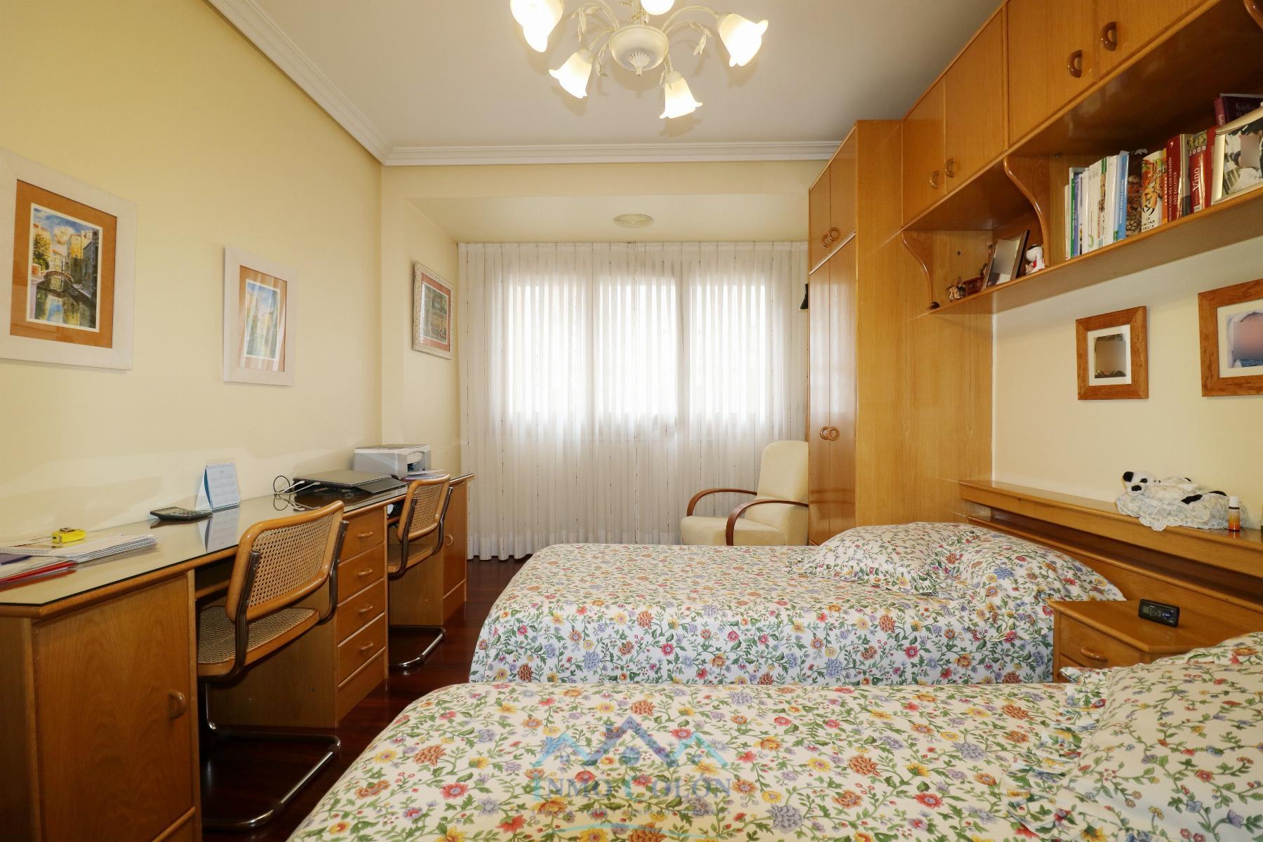 For sale of flat in Irun
