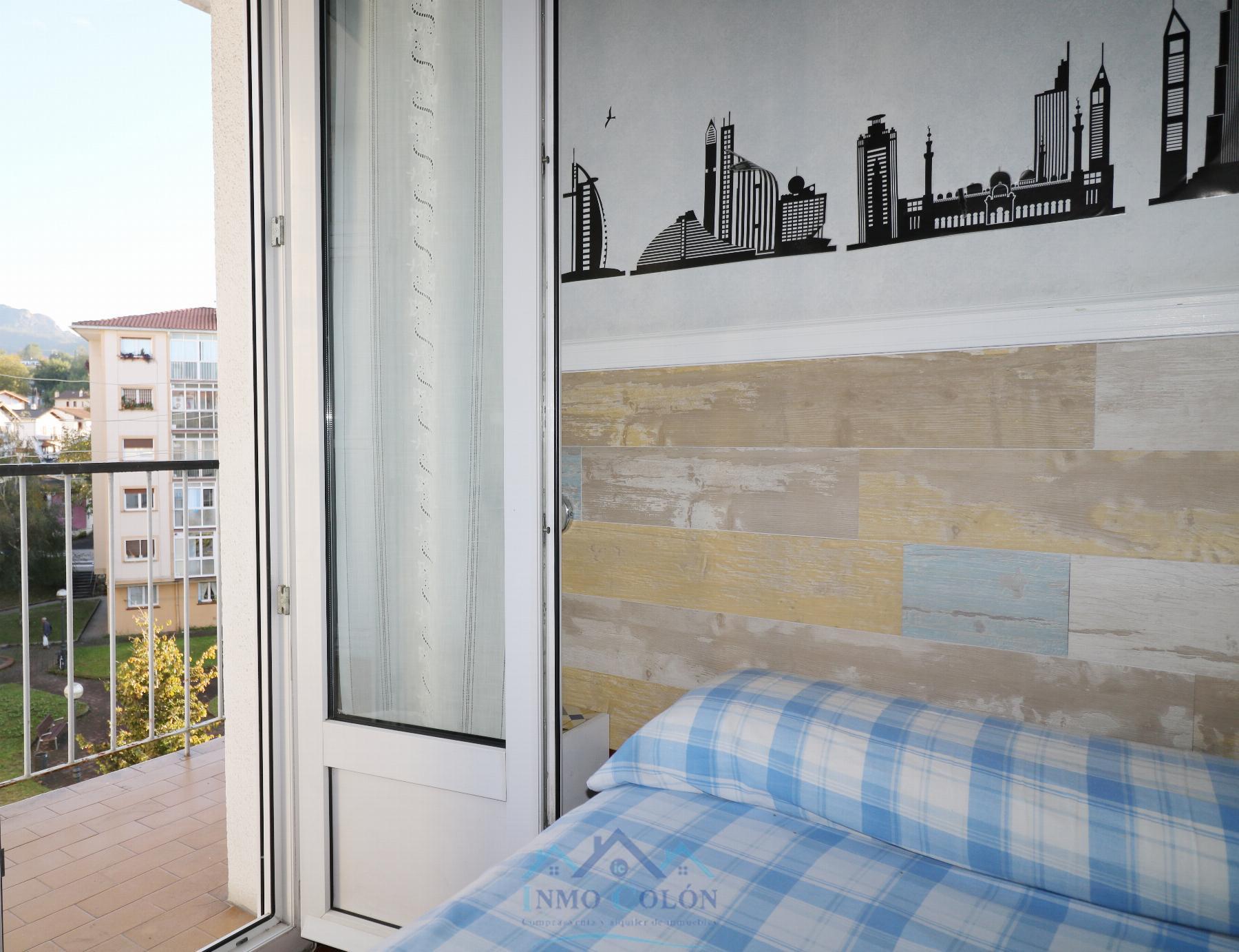 For sale of flat in Irun
