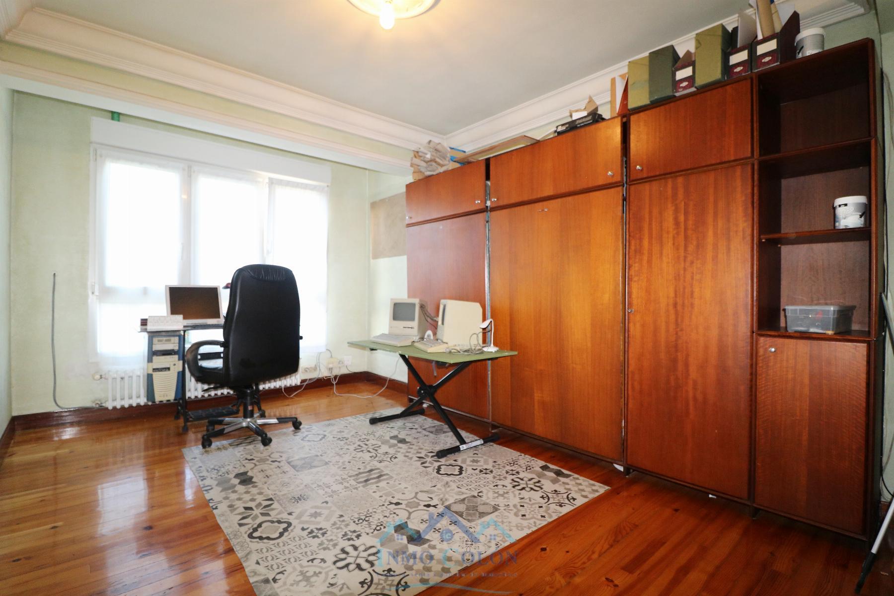 For sale of flat in Irun