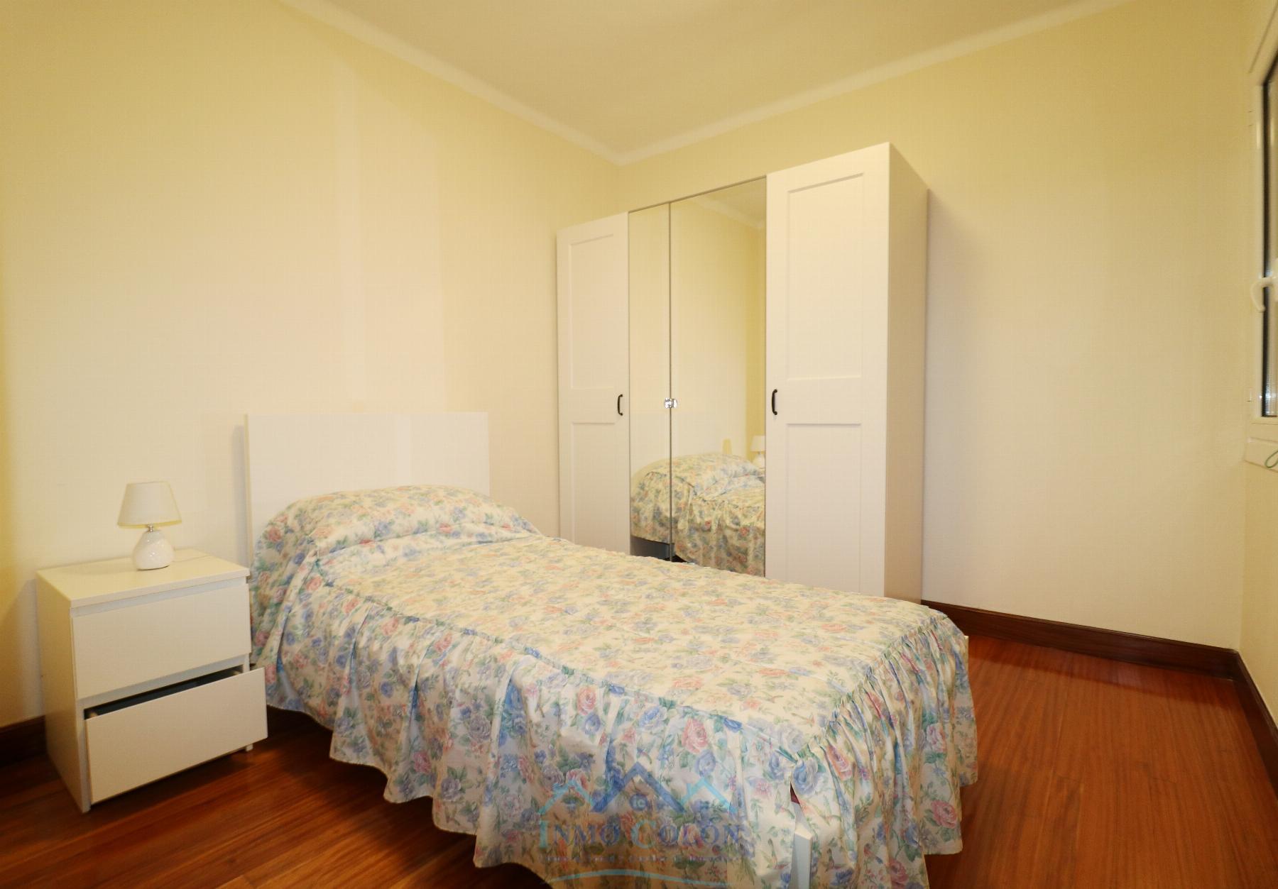 For sale of flat in Irun