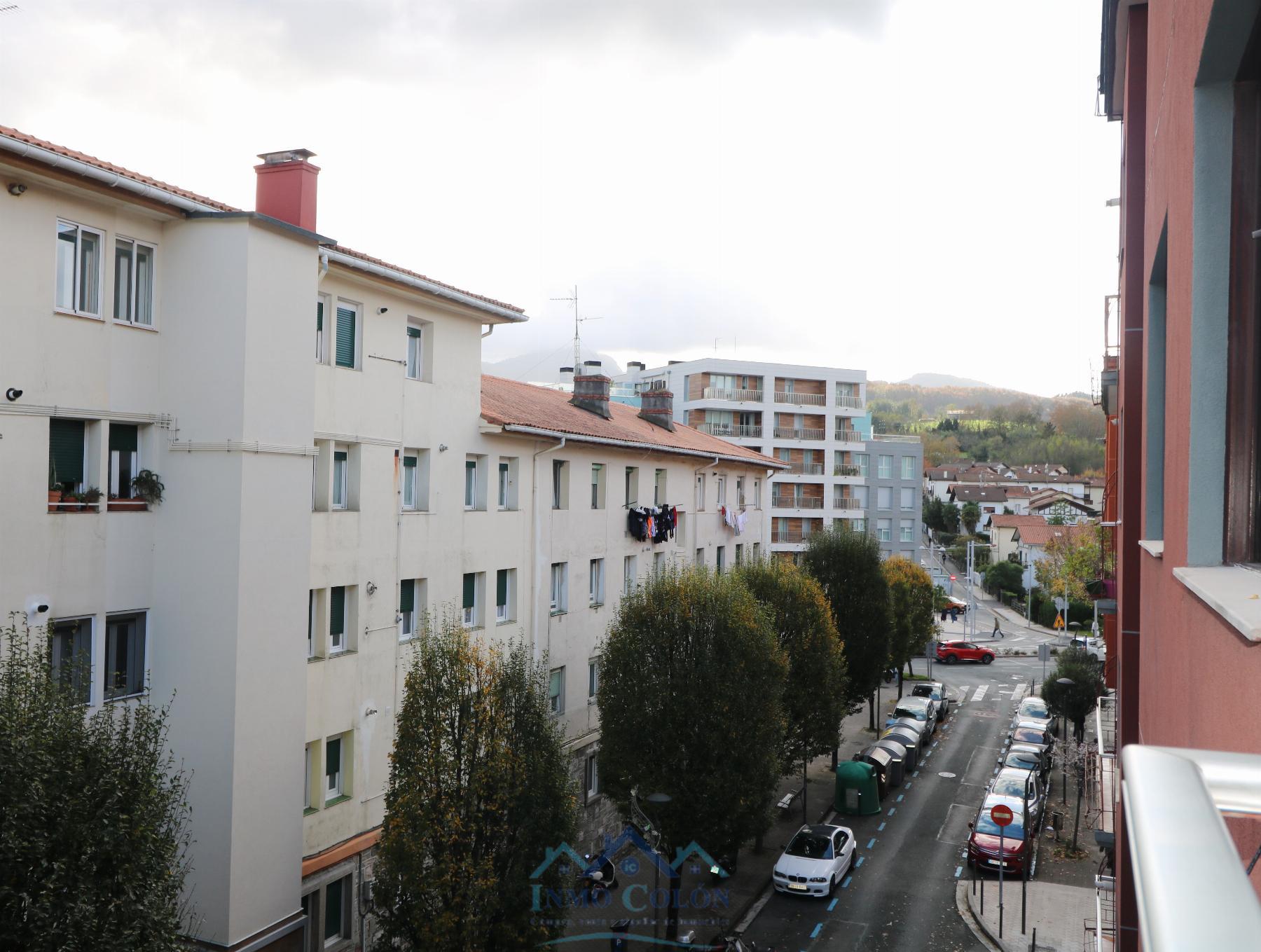 For sale of flat in Irun