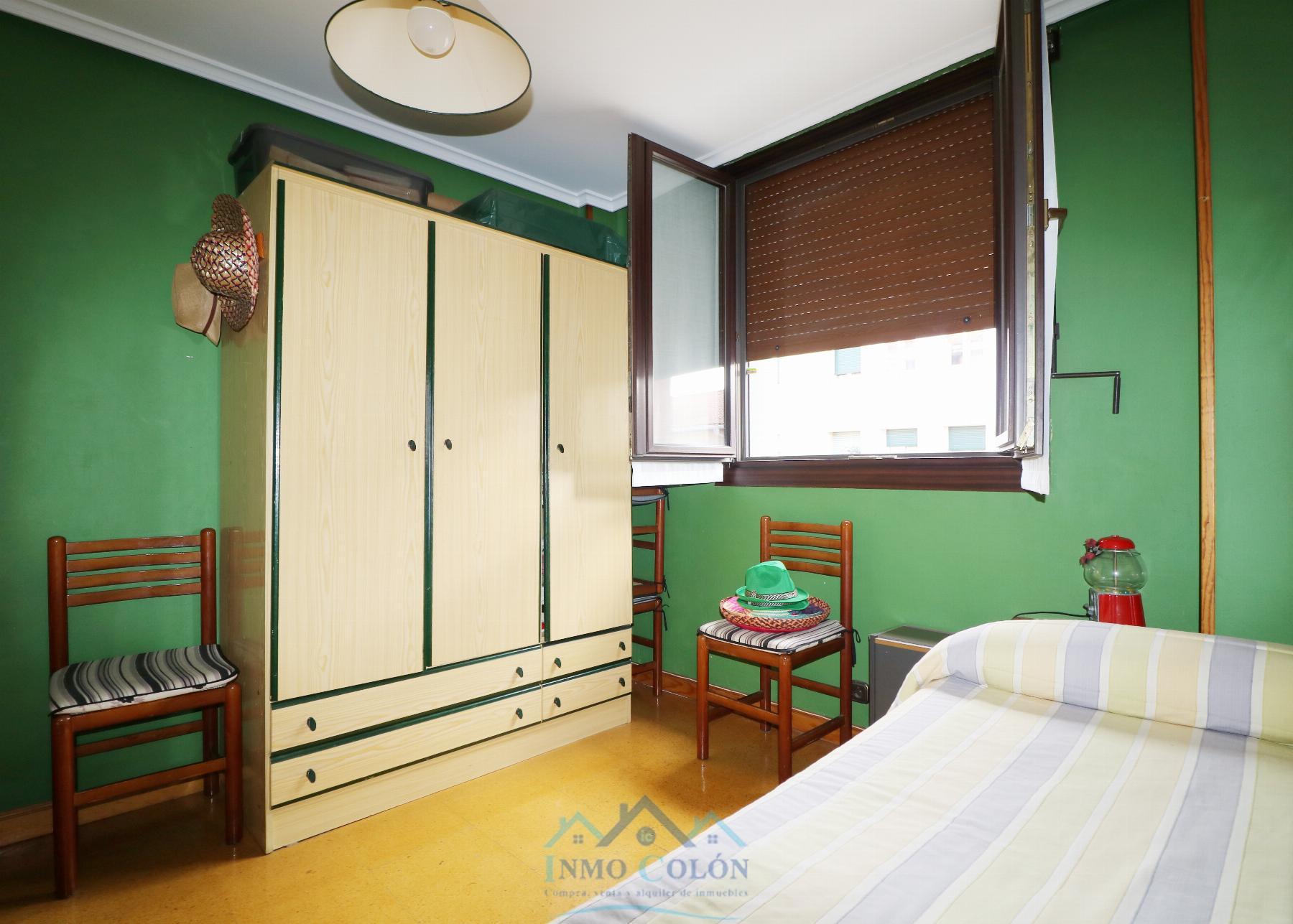 For sale of flat in Irun