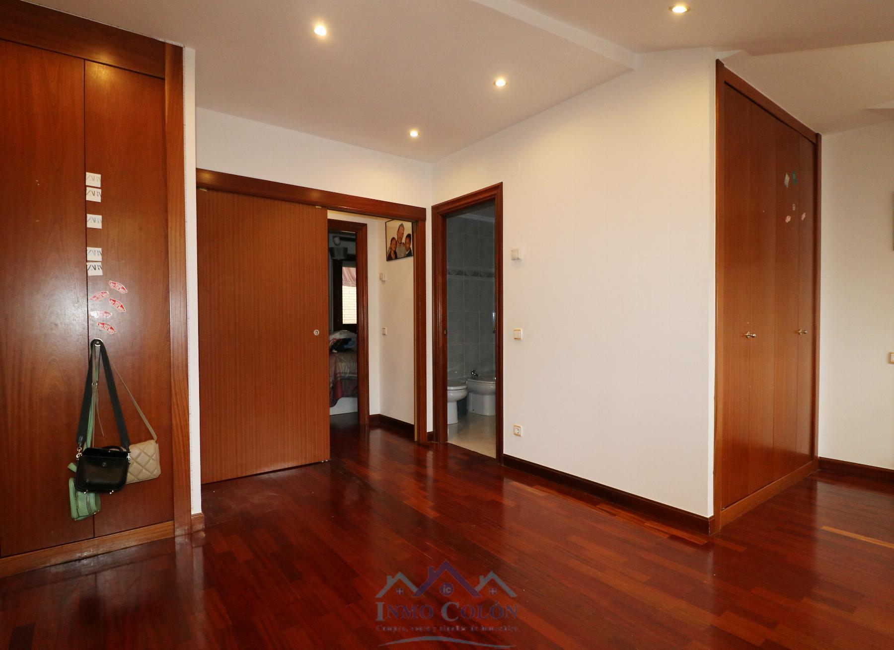 For sale of penthouse in Irun