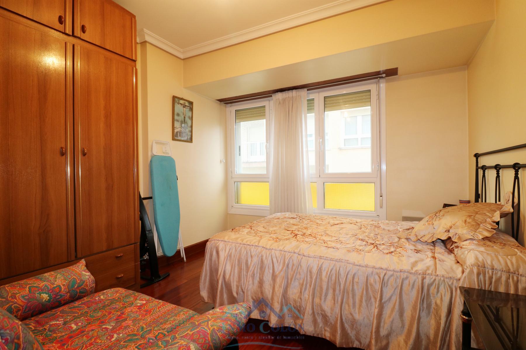 For sale of flat in Irun