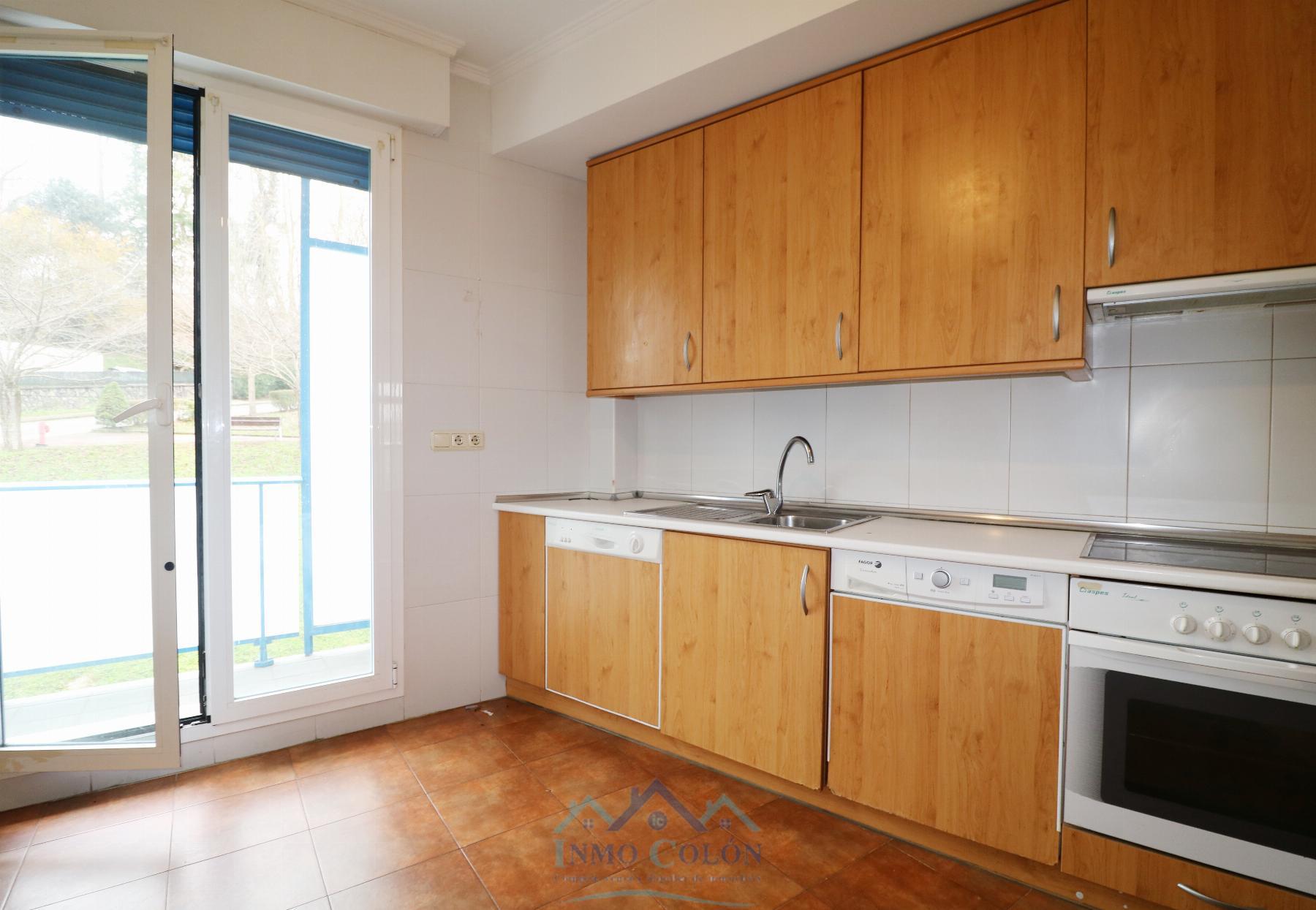 For sale of flat in Irun