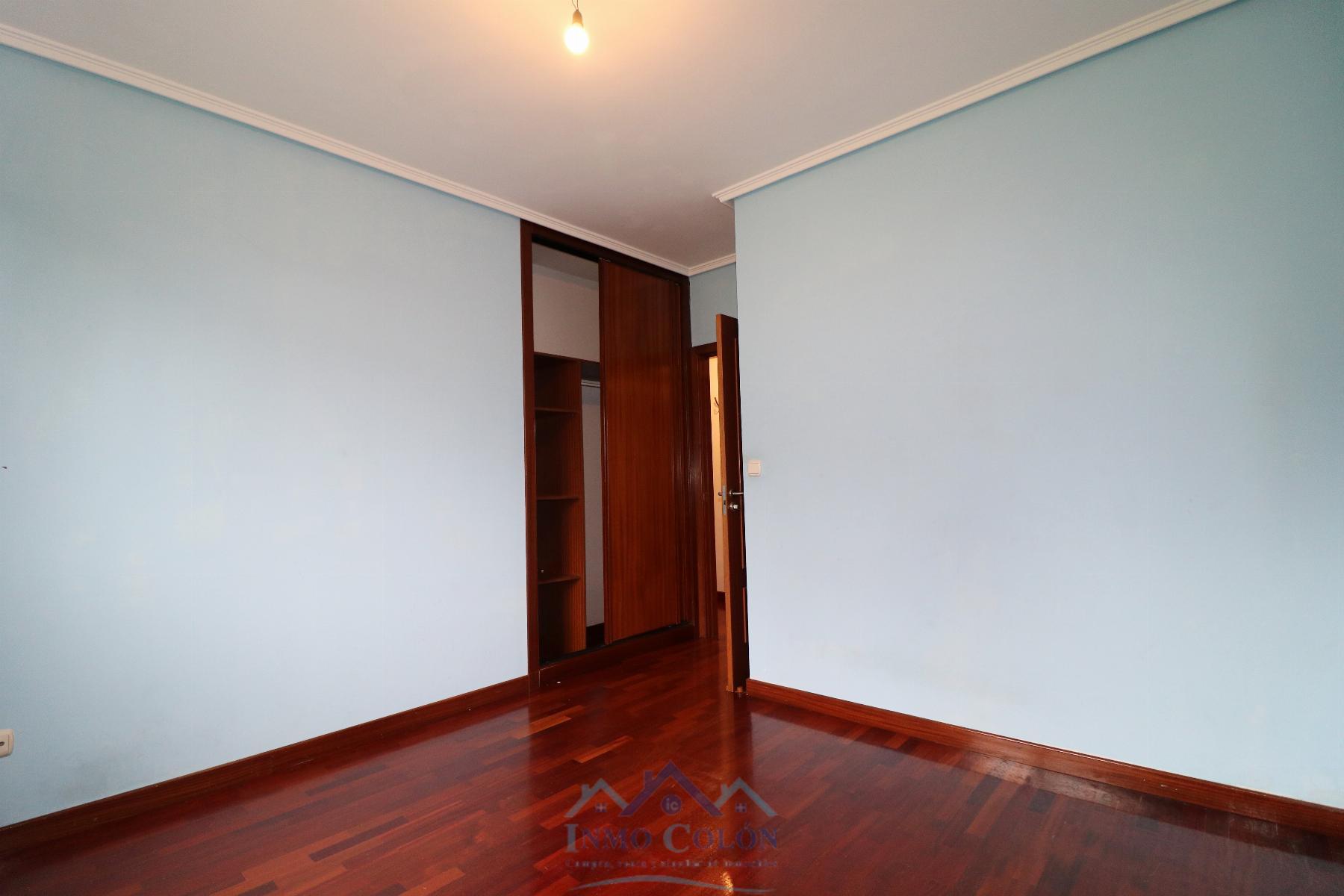 For sale of flat in Irun