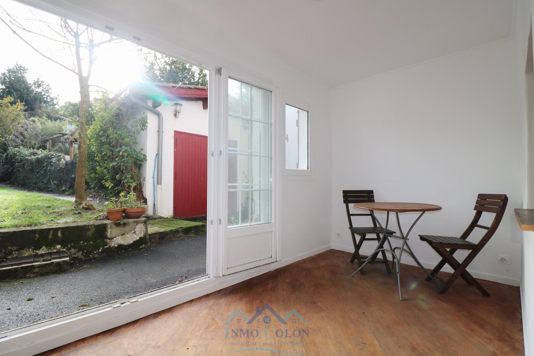 For sale of flat in Hendaya