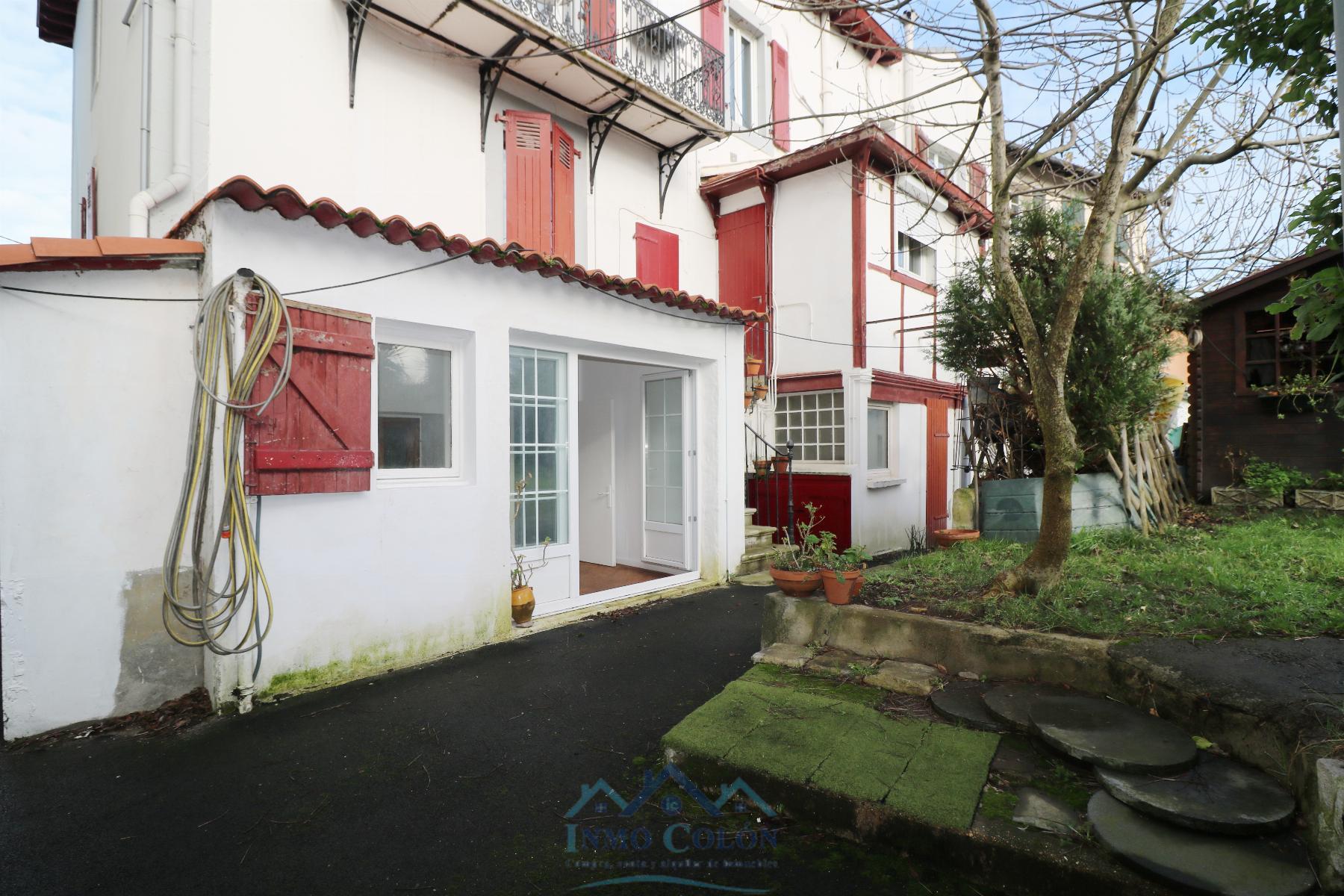 For sale of flat in Hendaya