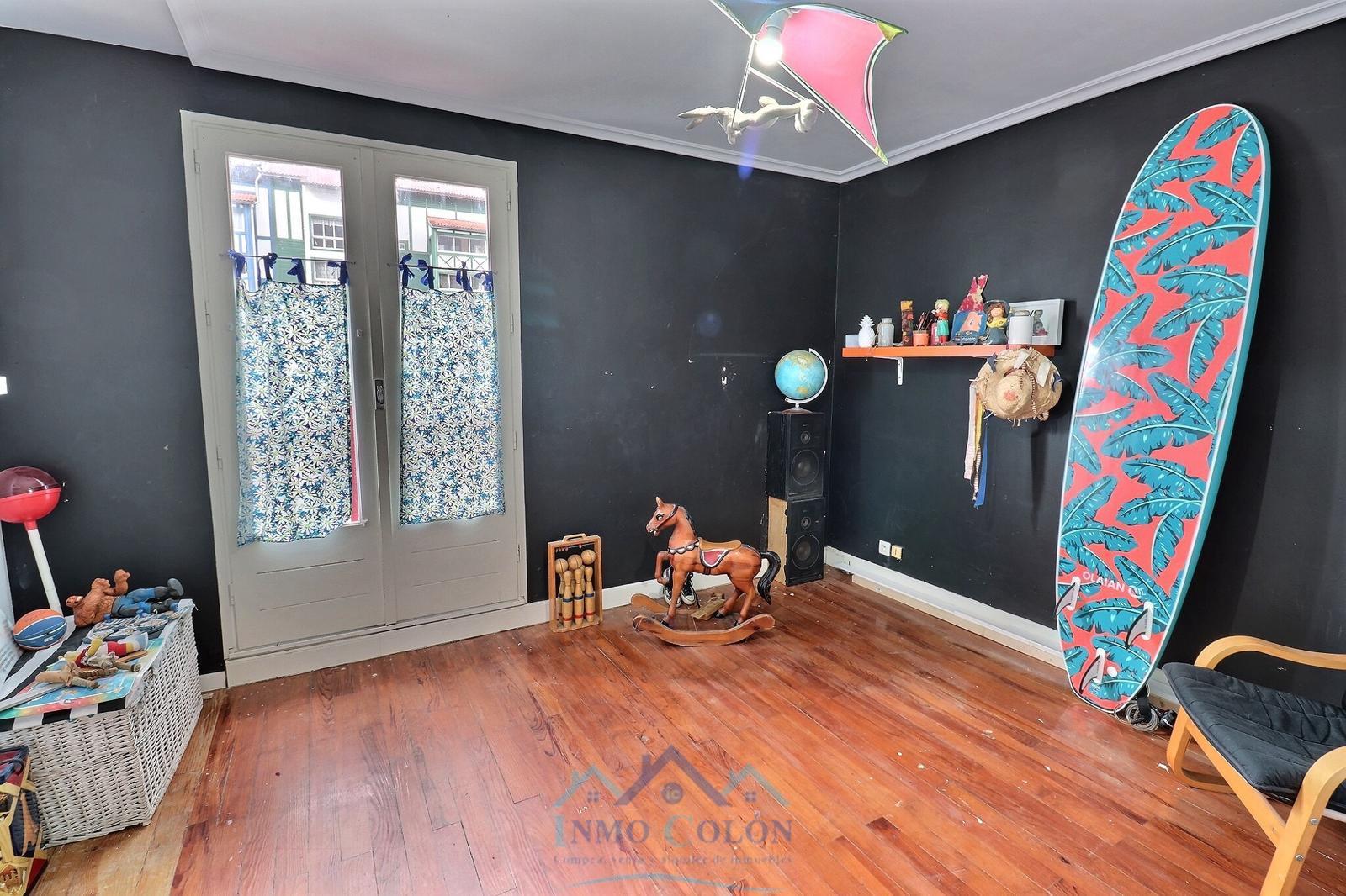 For sale of house in Hendaya