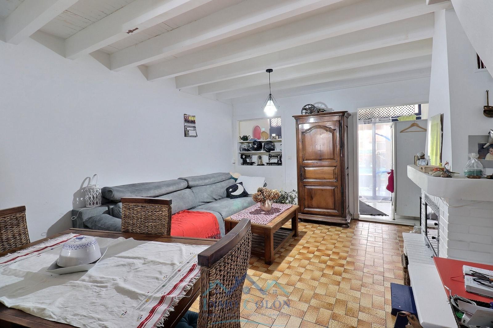 For sale of house in Hendaya