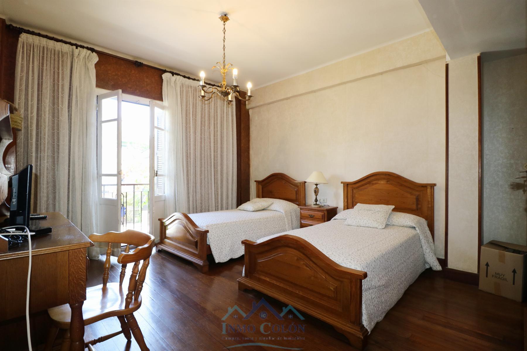 For sale of flat in Donostia-San Sebastián