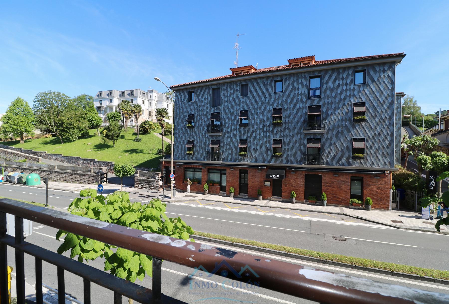 For sale of flat in Donostia-San Sebastián