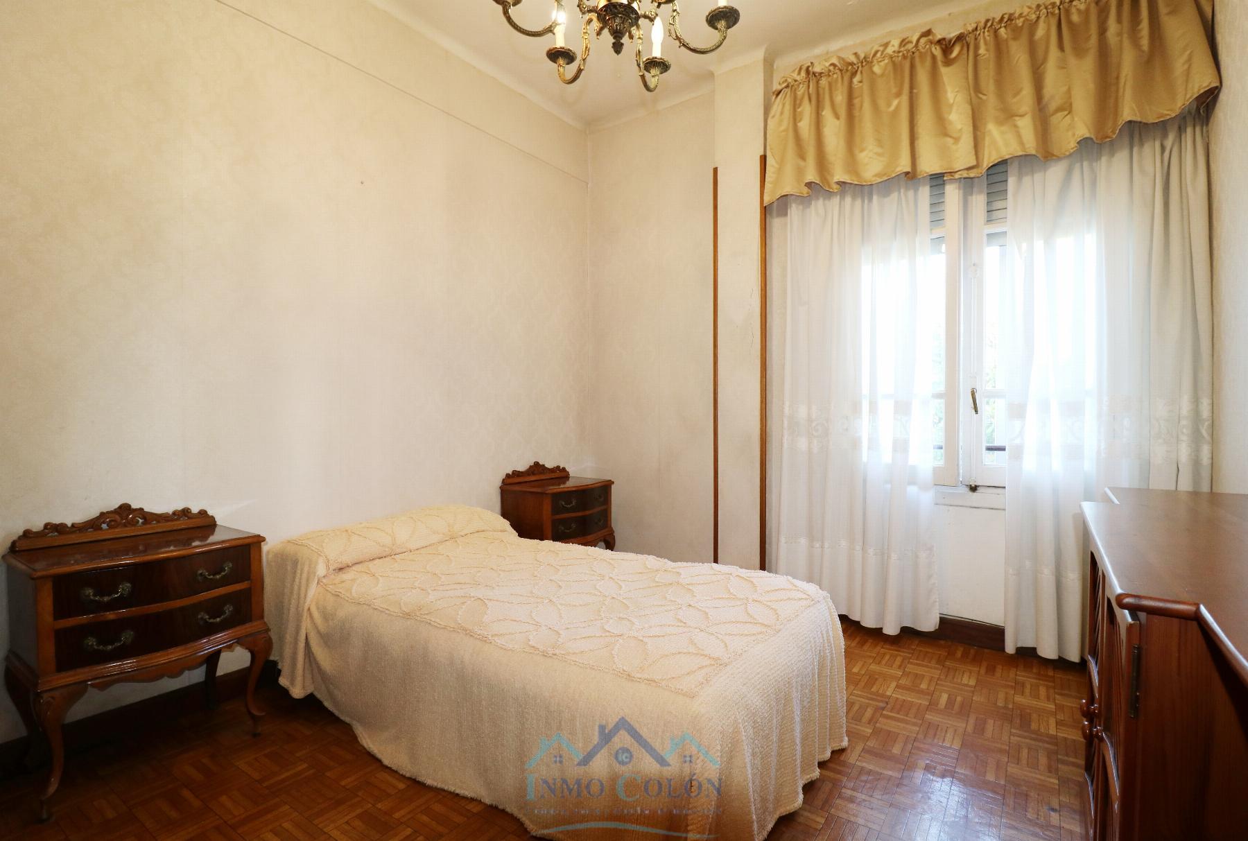 For sale of flat in Donostia-San Sebastián
