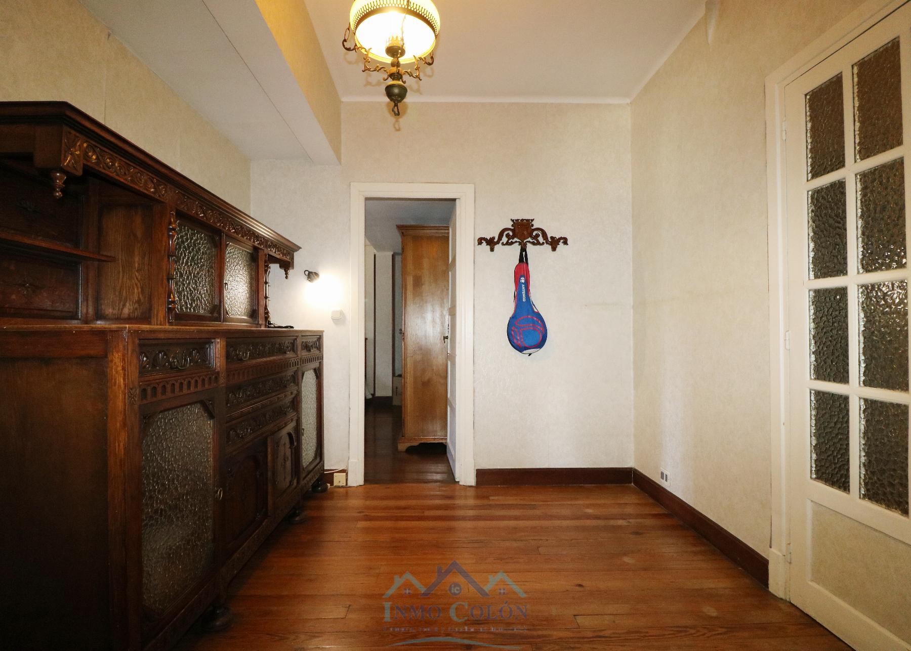 For sale of flat in Donostia-San Sebastián