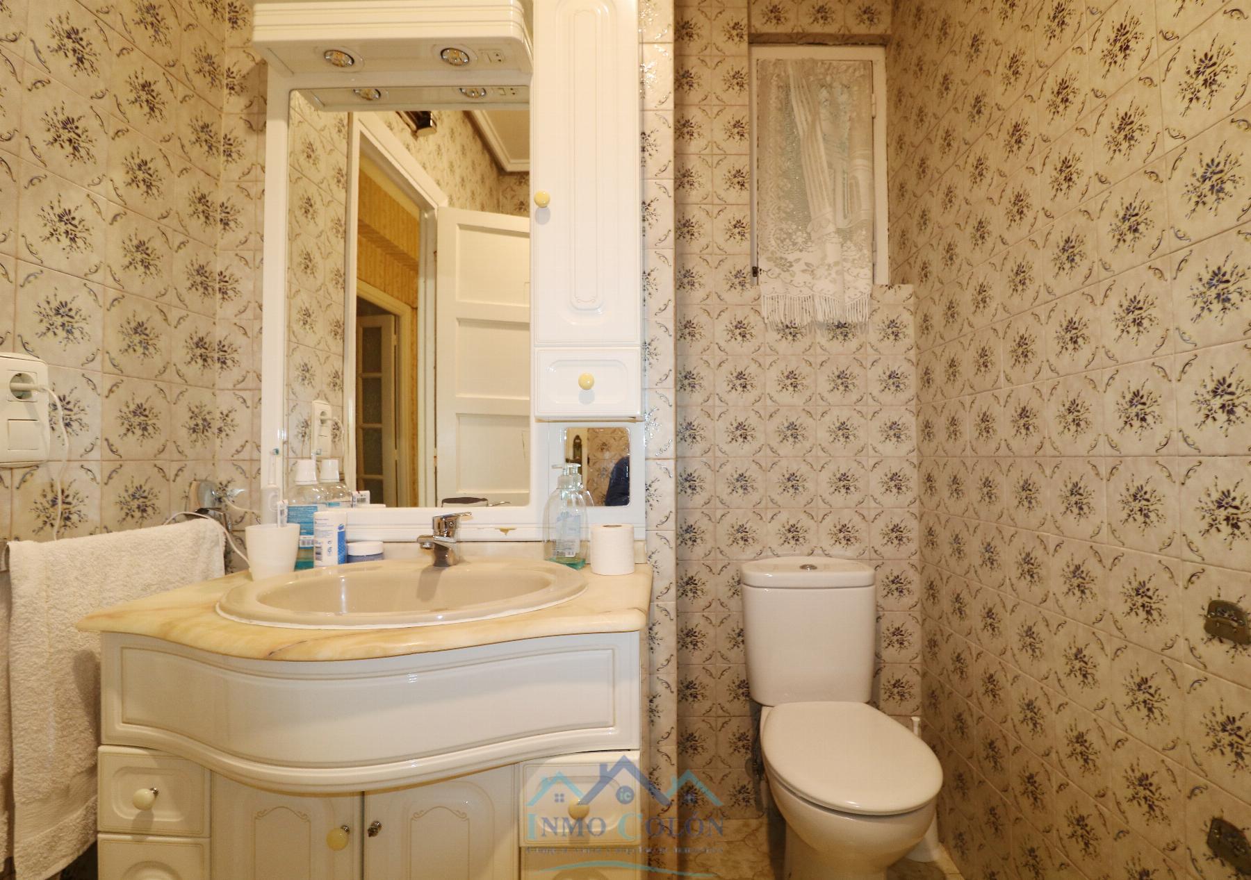 For sale of flat in Donostia-San Sebastián
