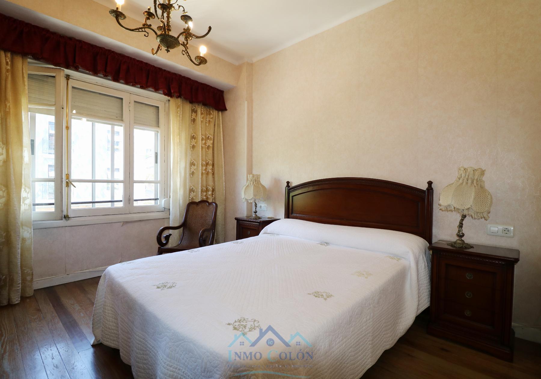 For sale of flat in Donostia-San Sebastián