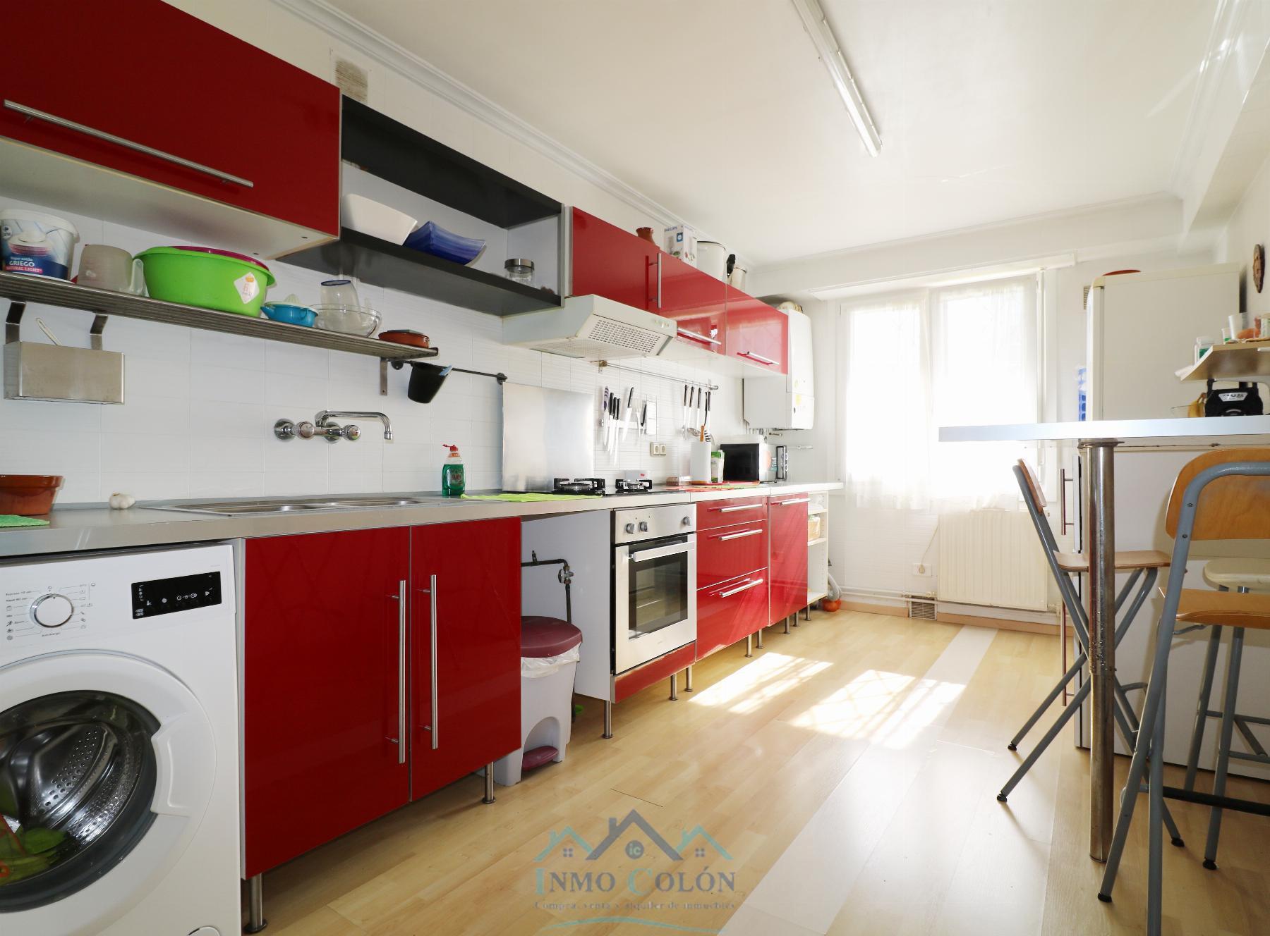 For sale of flat in Irun