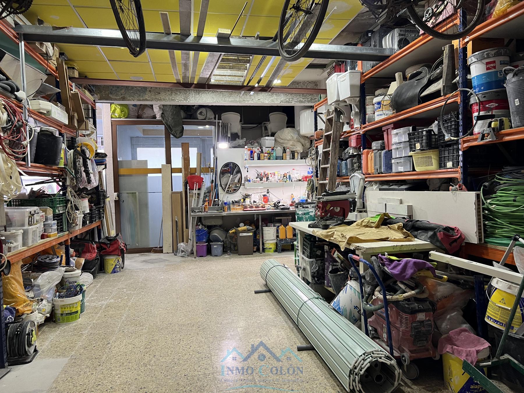 For sale of commercial in Irun