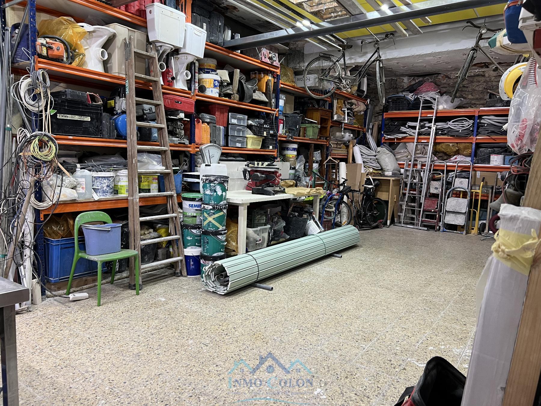 For sale of commercial in Irun