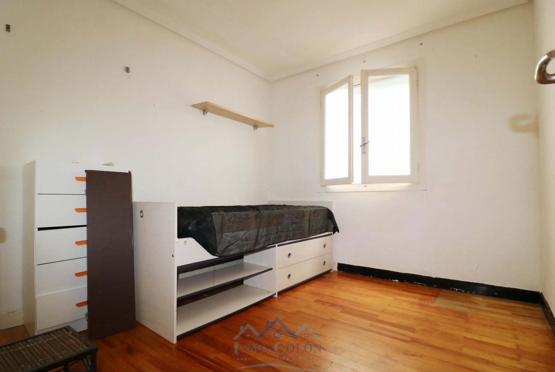 For sale of flat in Irun