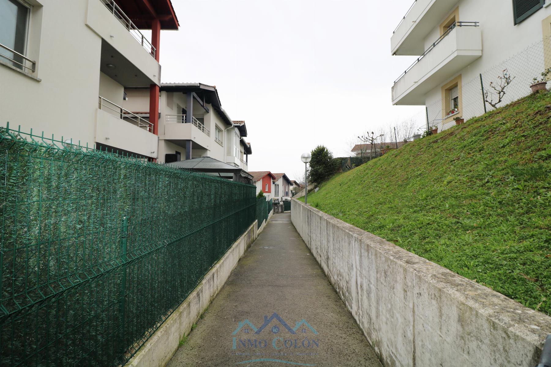 For sale of apartment in Hendaya