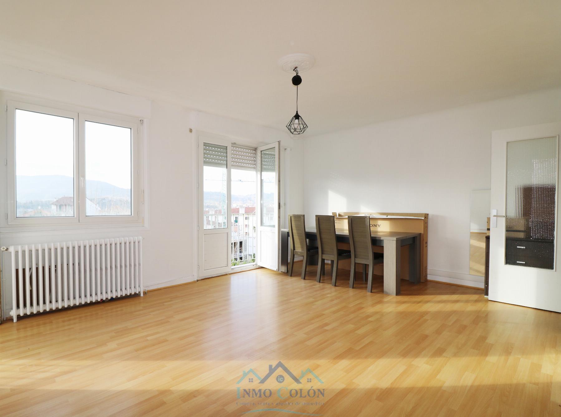 For sale of flat in Hendaya