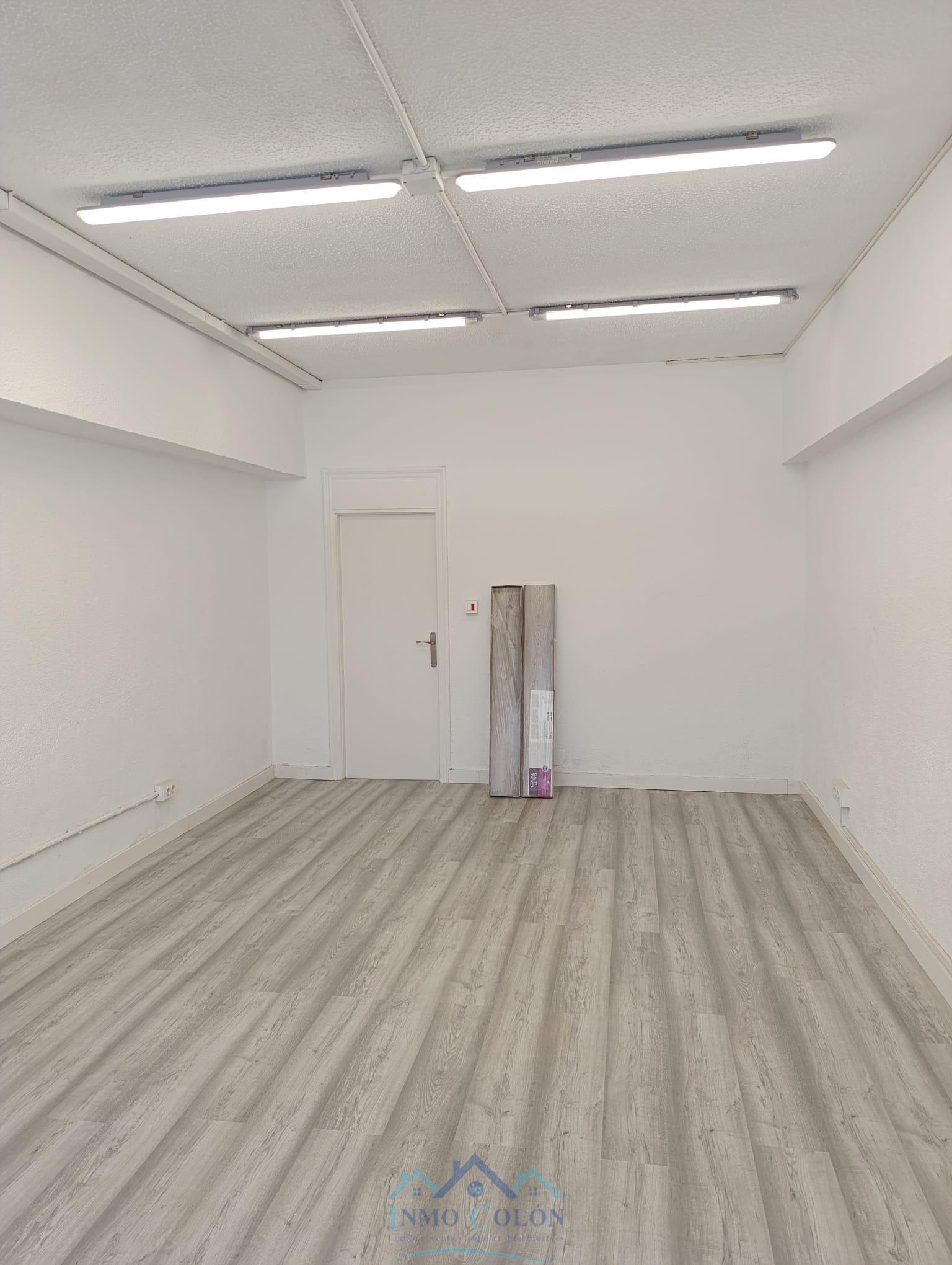 For sale of commercial in Irun