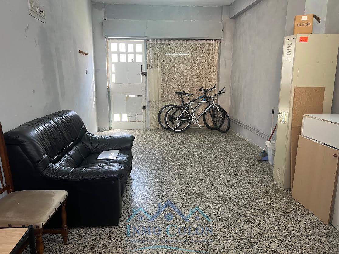 For sale of commercial in Irun