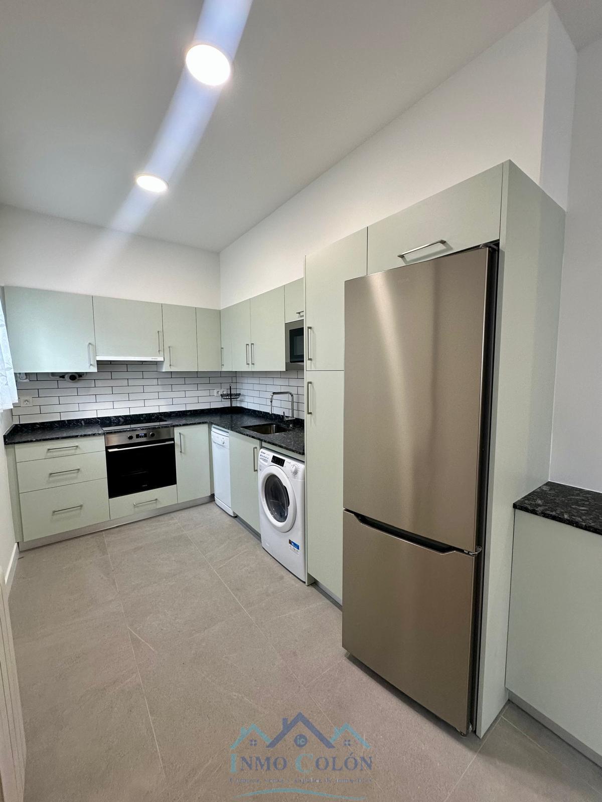 For sale of ground floor in Irun