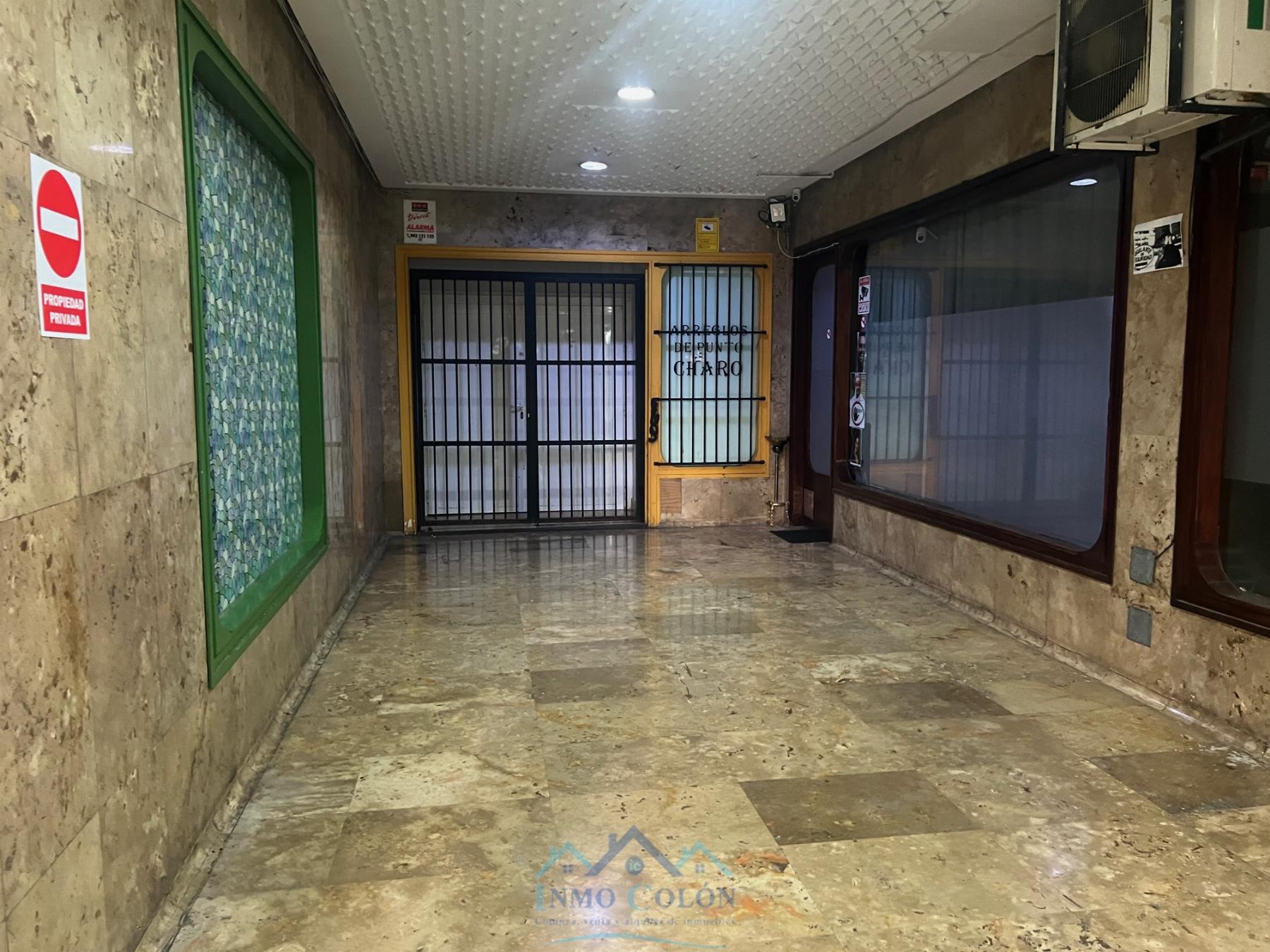 For sale of commercial in Irun