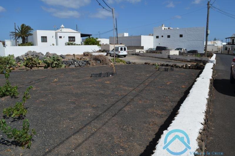 Venta de terreno en Teguise