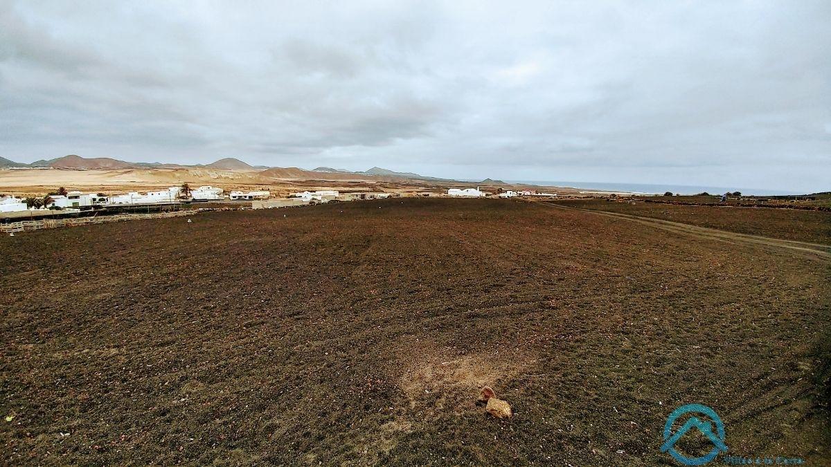Verkoop van terrein in Teguise